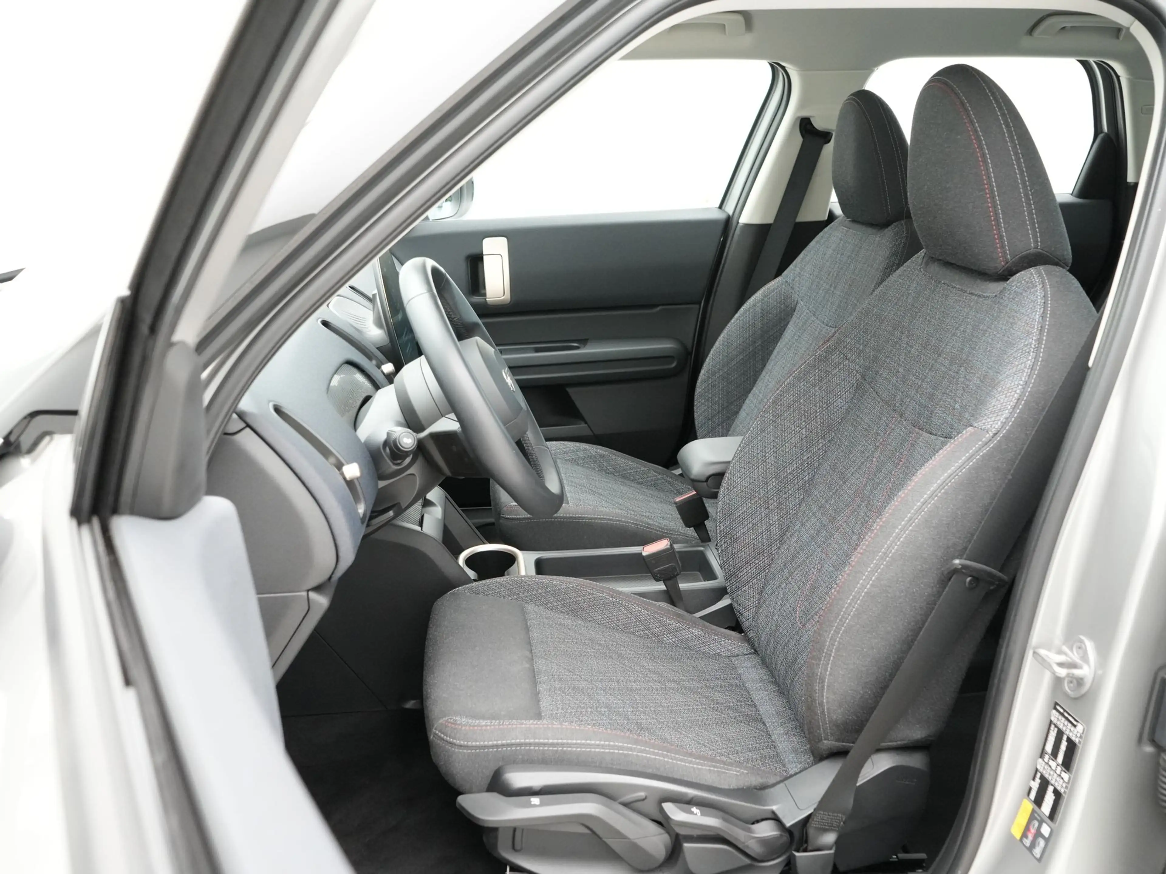 MINI Countryman E Essential — photo 4