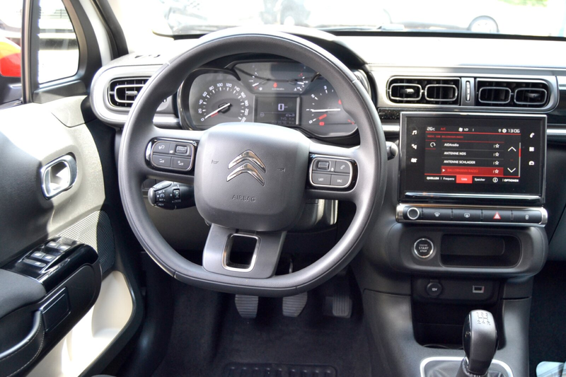 Citroen C3 C3 1,2 Shine AutoAC LMF USB+DAB eFH LED PDC — photo 10