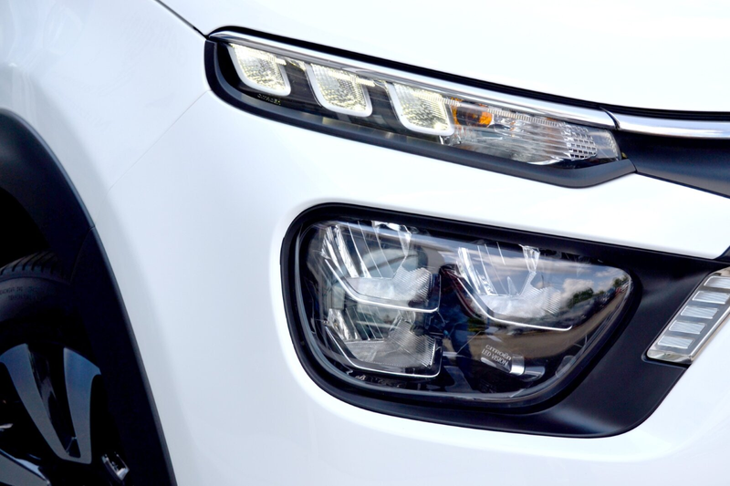 Citroen C3 C3 1,2 Shine AutoAC LMF USB+DAB eFH LED PDC — photo 8