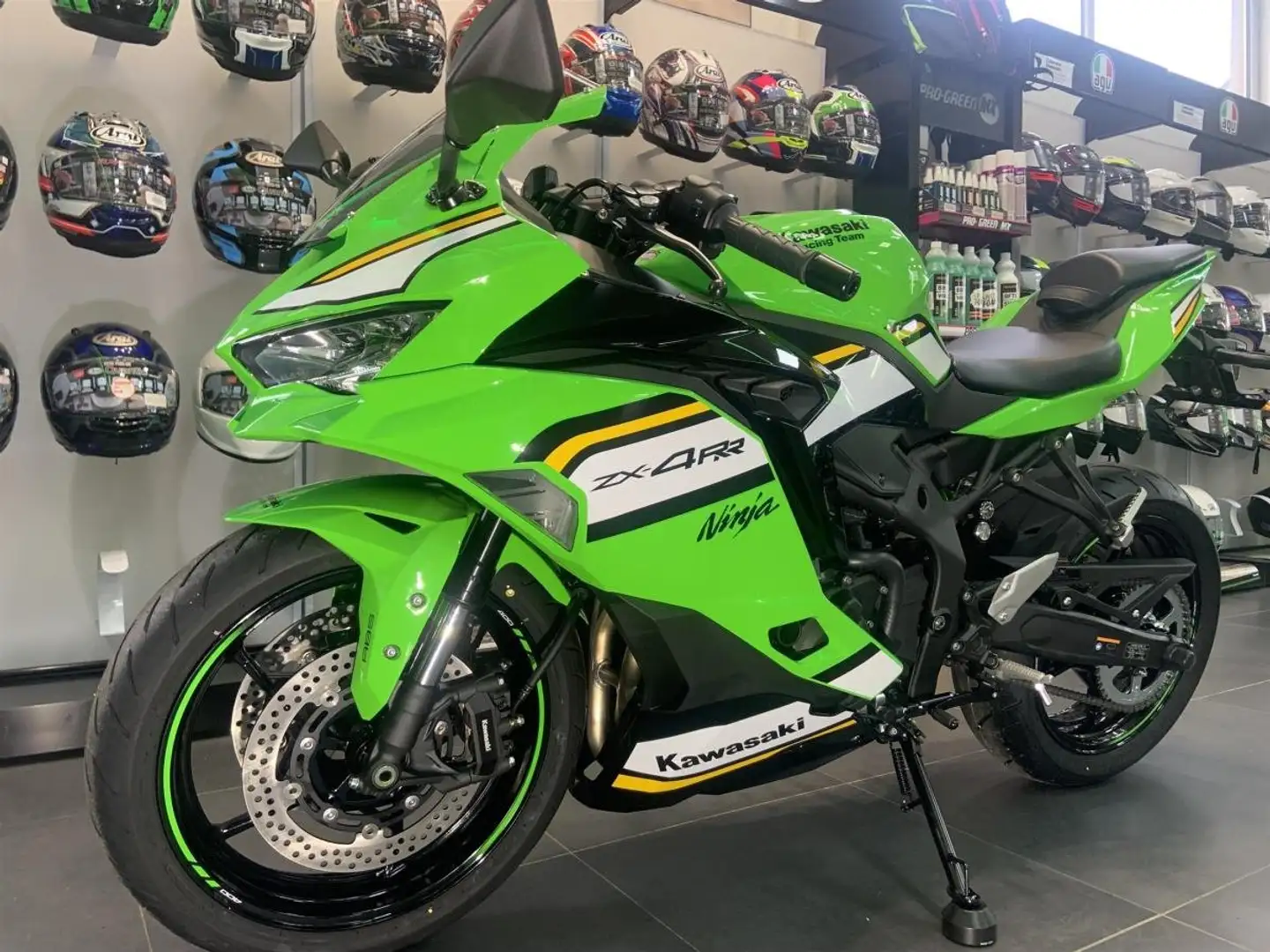 Kawasaki Ninja ZX-4RR Vert - 2