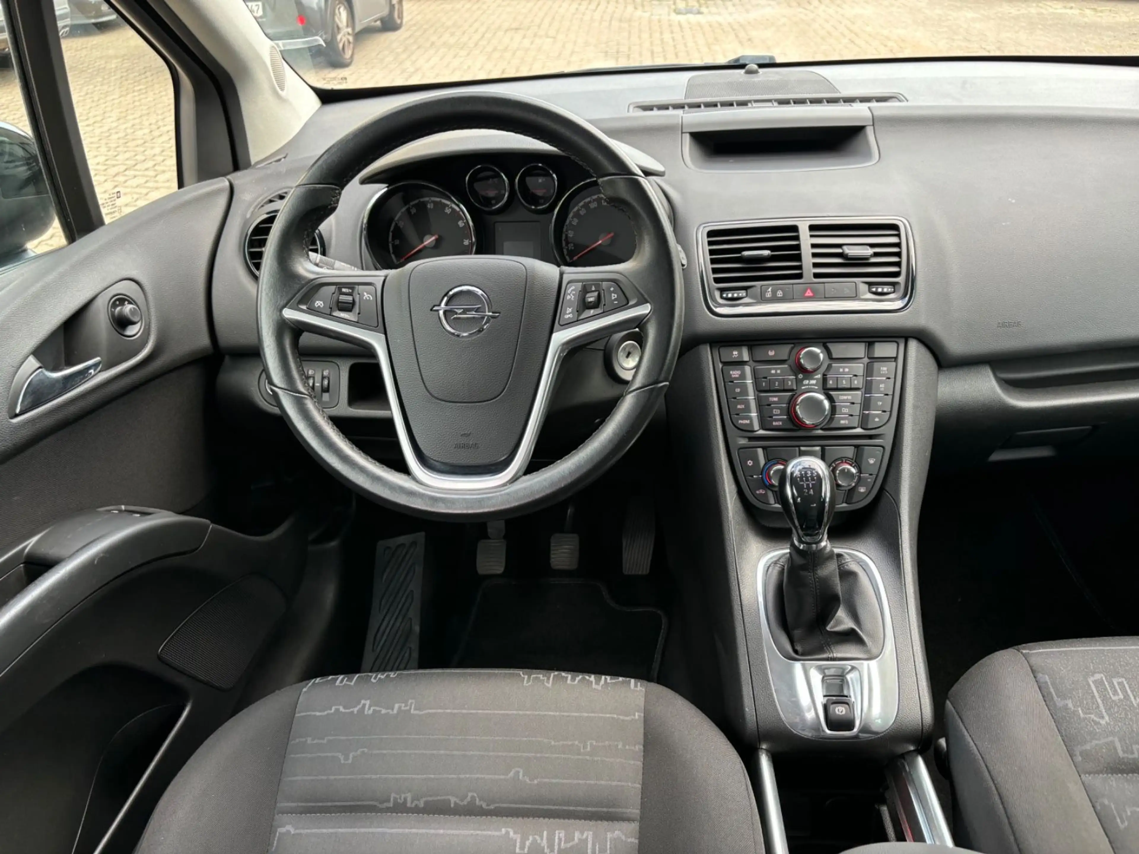 Opel Meriva B 1.4 Design Edition Klima TÜV NEU — photo 14