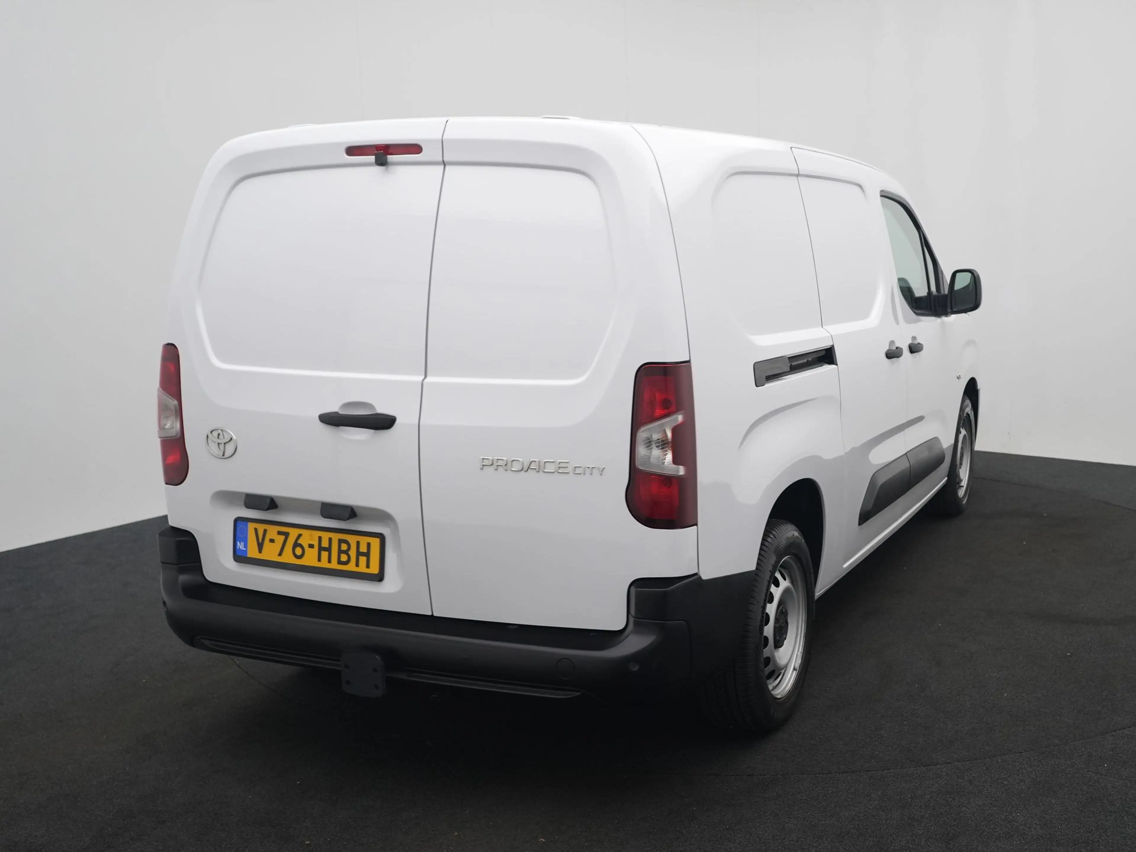 Toyota Proace City 1.5 D-4D Navigator L2 Long ||Prijzen excl. BTW|| — photo 13