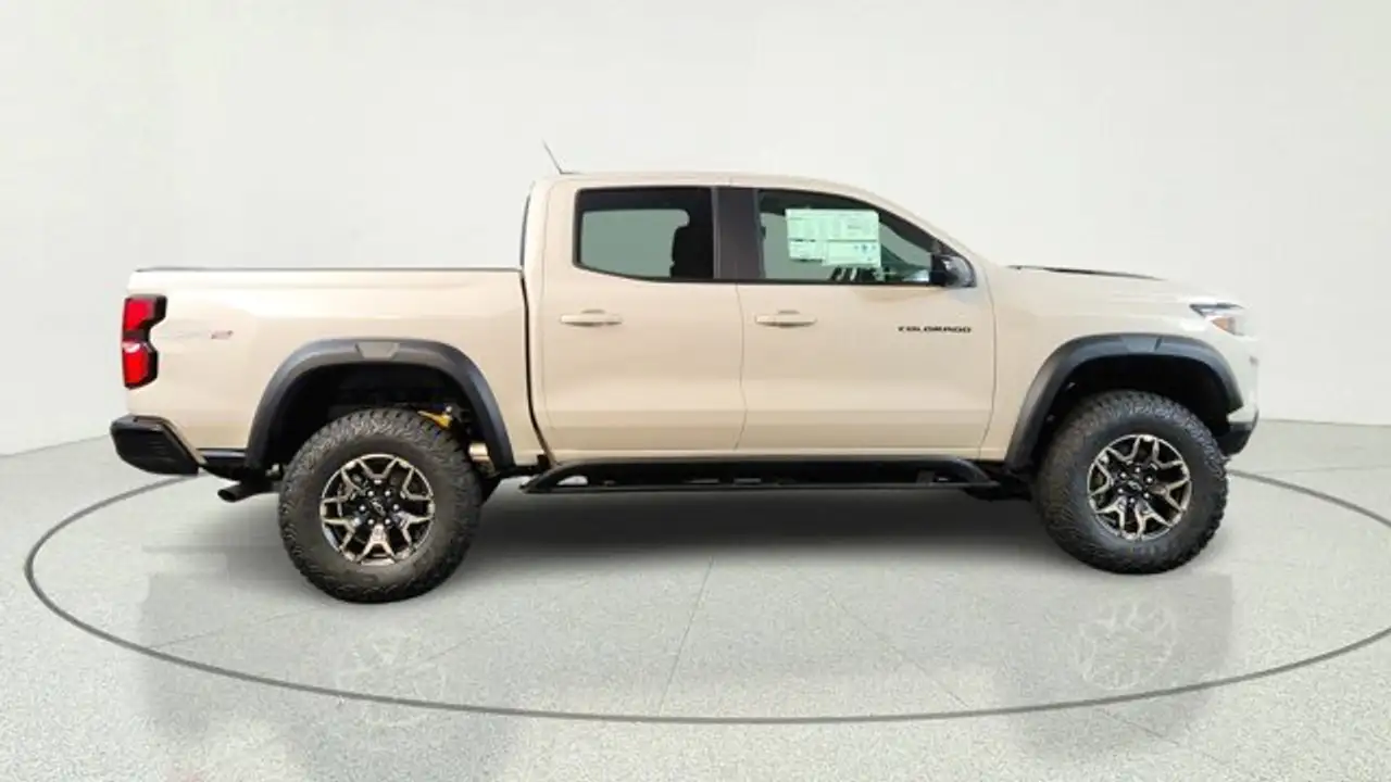 Chevrolet Colorado снимка Chevrolet Colorado