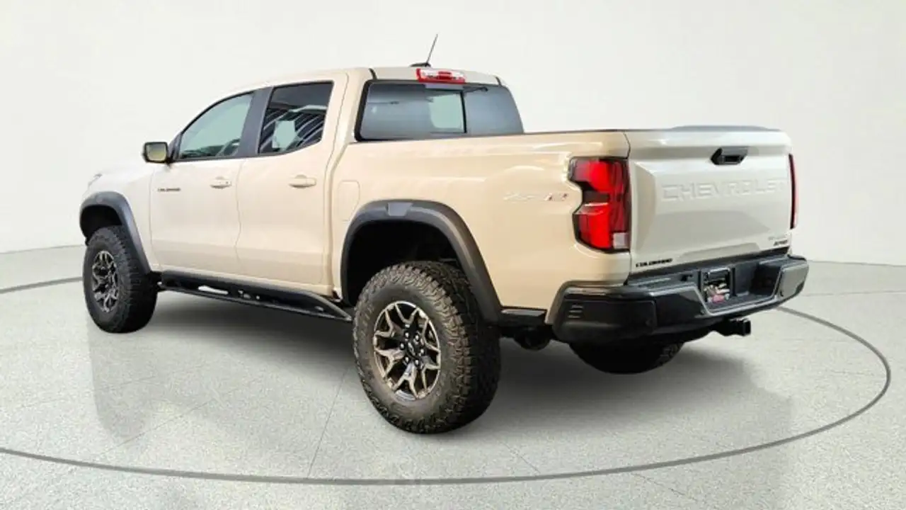 Chevrolet Colorado снимка Chevrolet Colorado