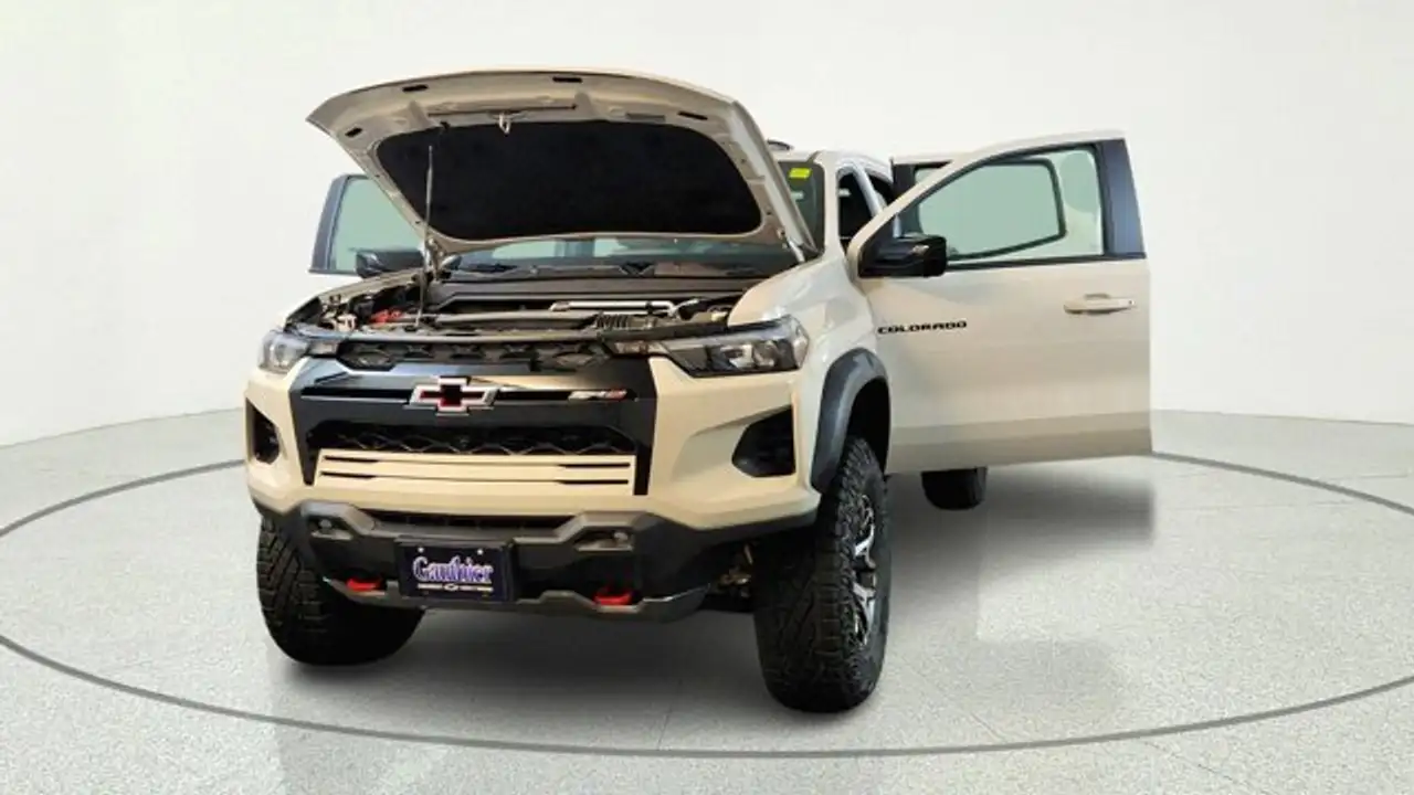 Chevrolet Colorado снимка Chevrolet Colorado