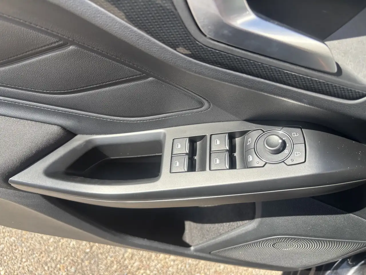 Ford Focus ST-Line MHEV 125PS Rf-Kamera Winter-Paket, миниатюра 20