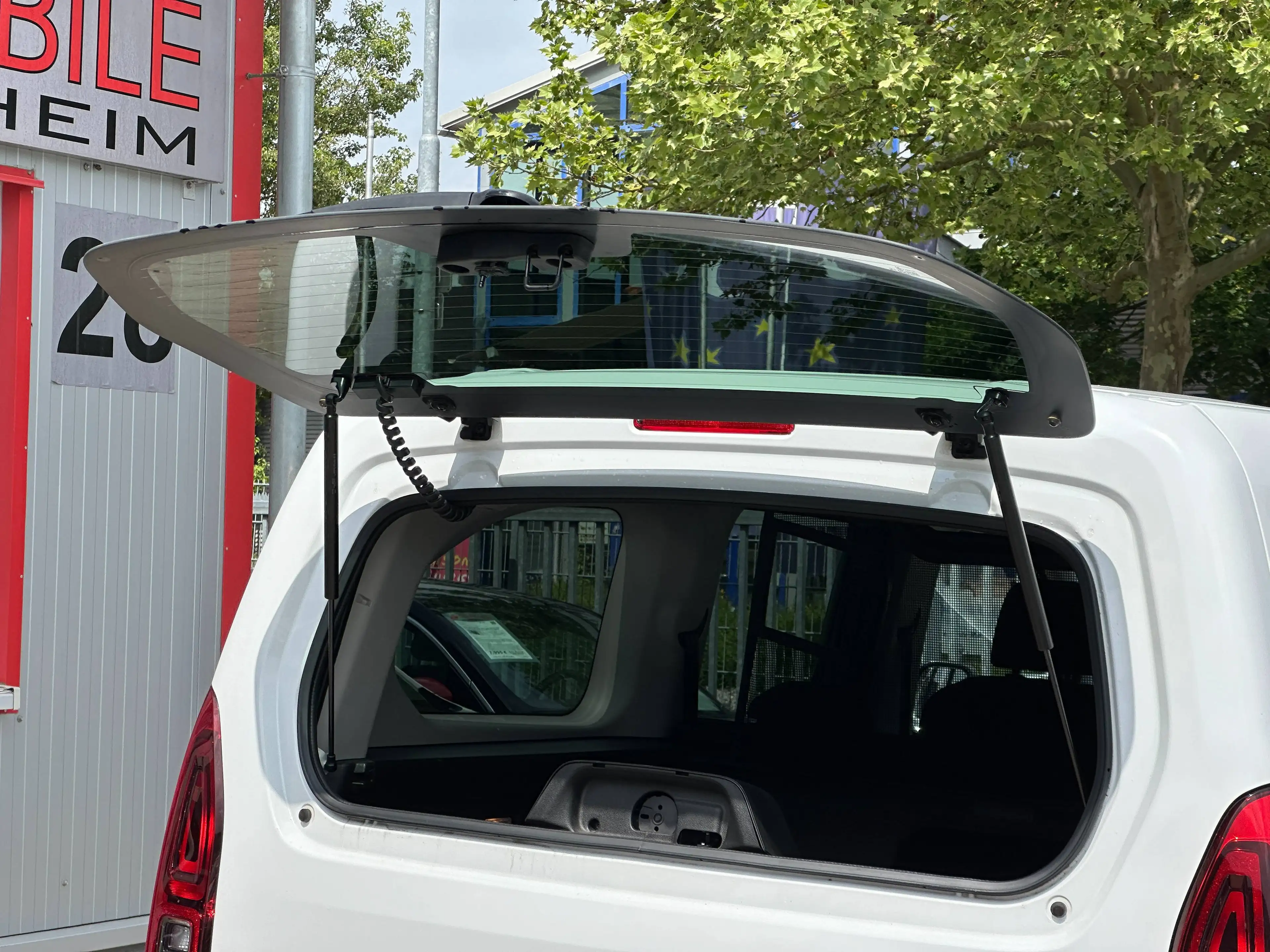 Opel Combo Life Life XL/Maxi/L2*Kamera*Navi*AHK*Parkpilot — photo 6