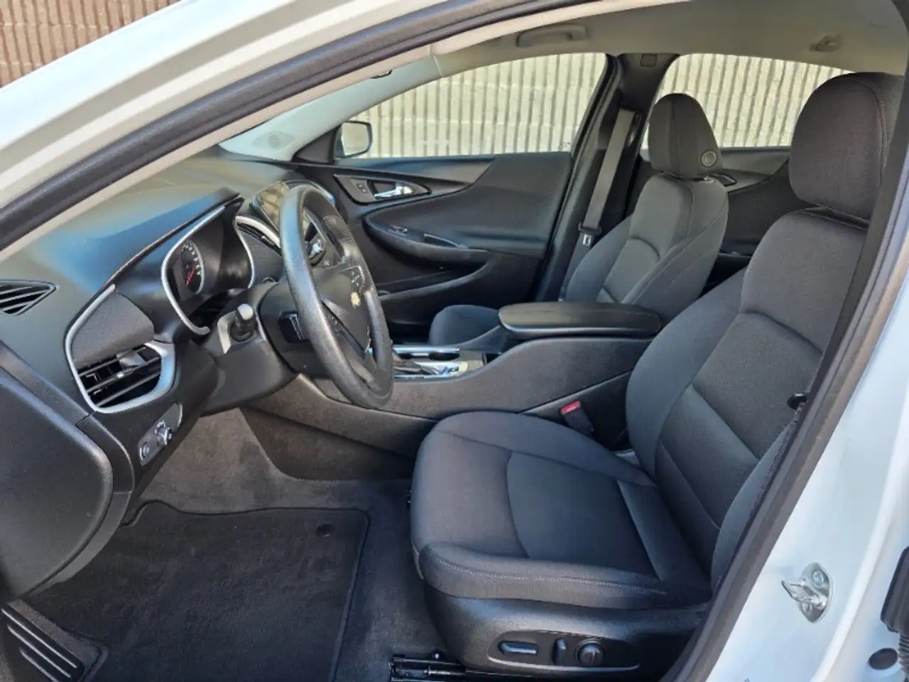 Chevrolet Malibu photo Chevrolet Malibu