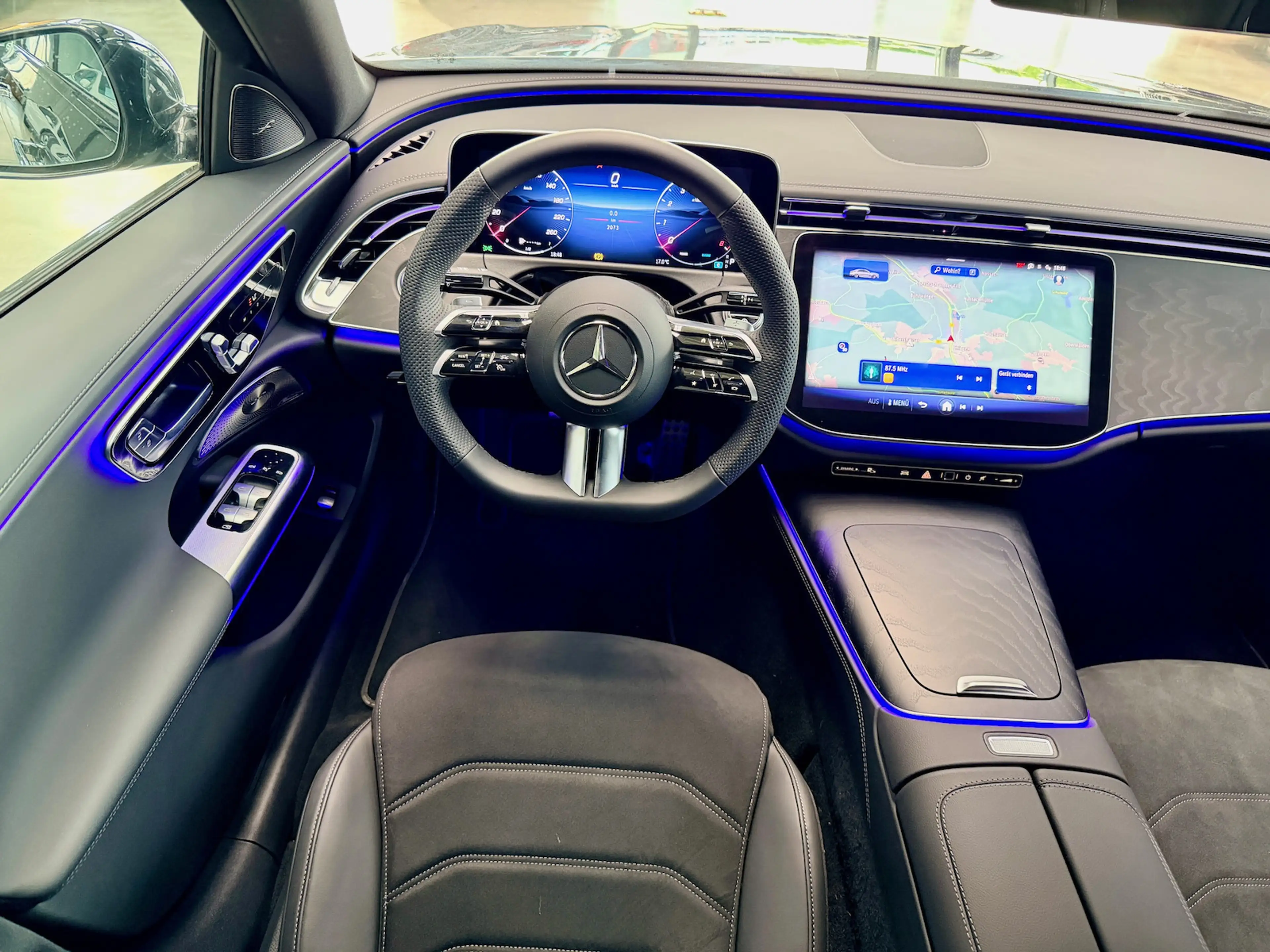 Mercedes-Benz E 450 4M AMG Night Advanced Plus DISTRONIC Pro 360°-K LE — photo 11