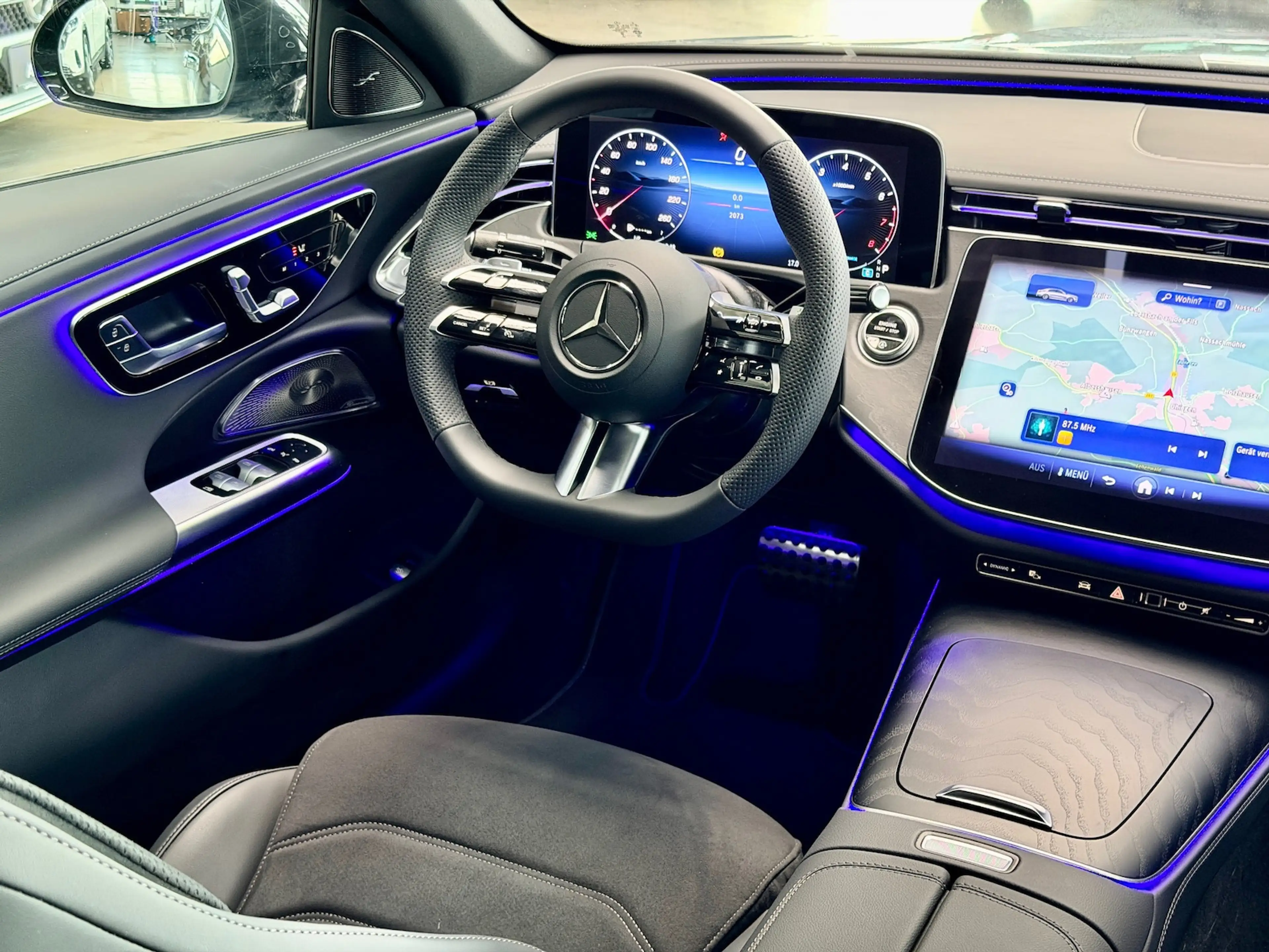 Mercedes-Benz E 450 4M AMG Night Advanced Plus DISTRONIC Pro 360°-K LE — photo 12