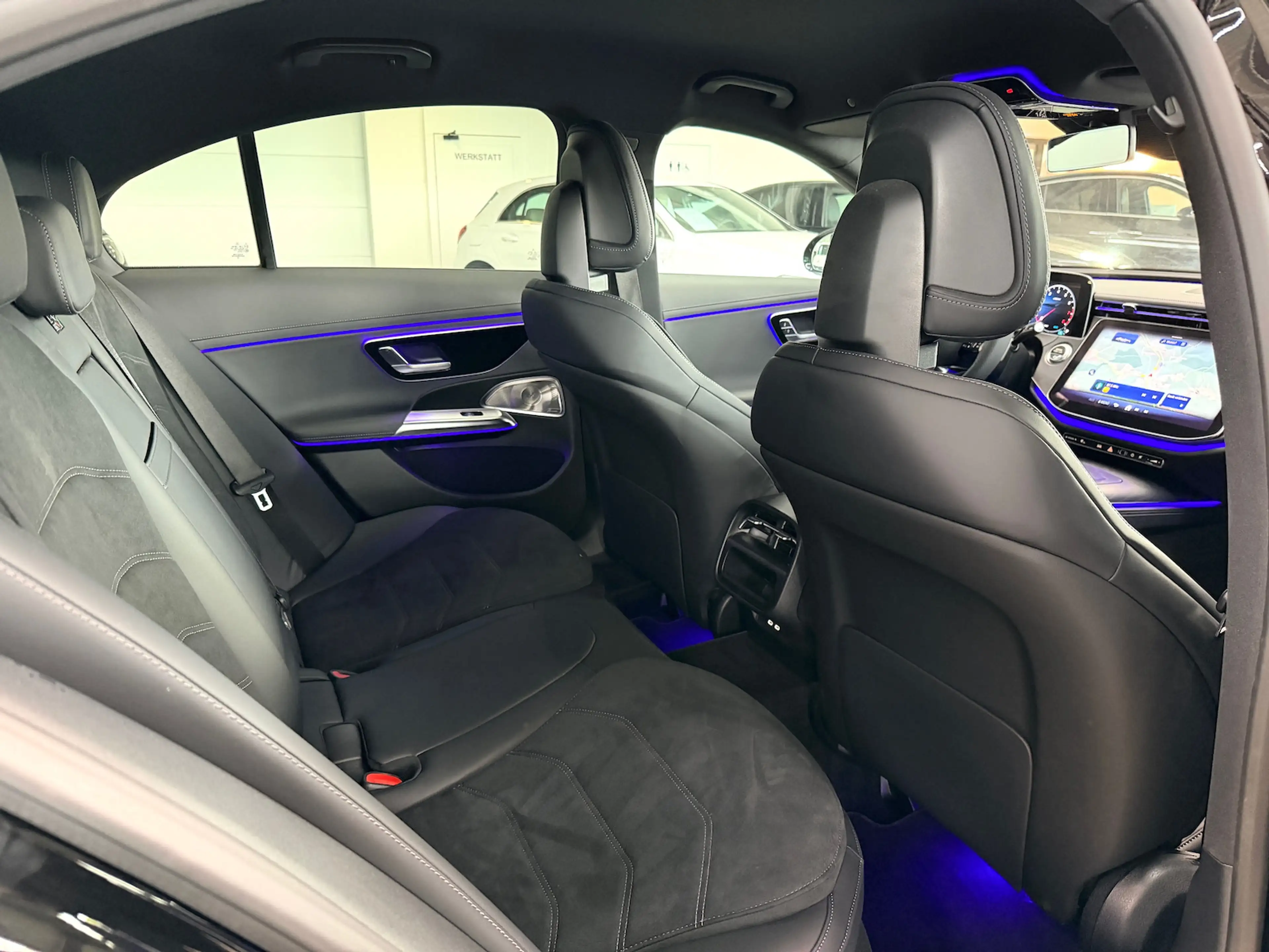 Mercedes-Benz E 450 4M AMG Night Advanced Plus DISTRONIC Pro 360°-K LE — photo 9