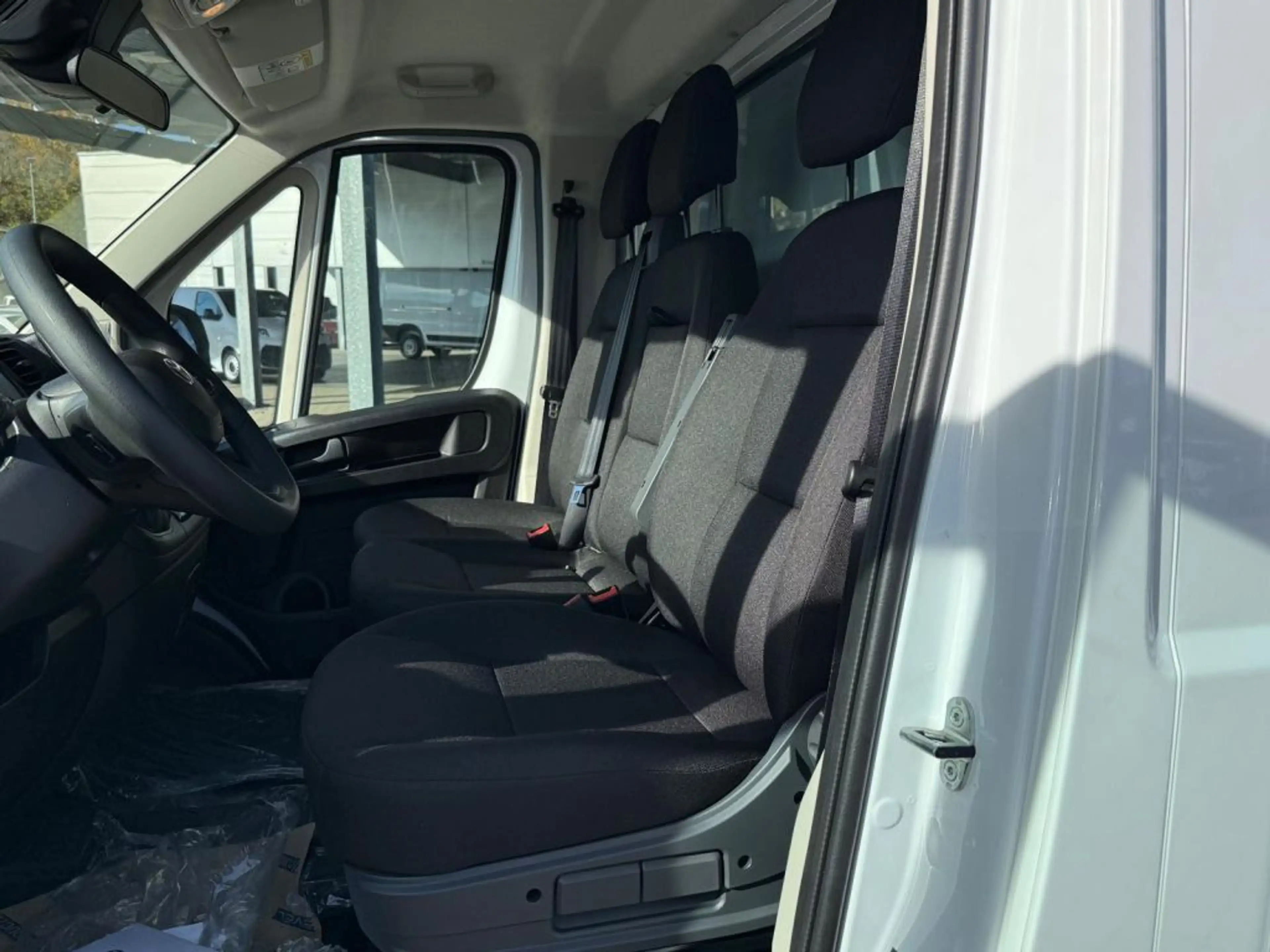 Toyota Proace Max 2.2-l-D 35 L4H1 Heavy Work — photo 9