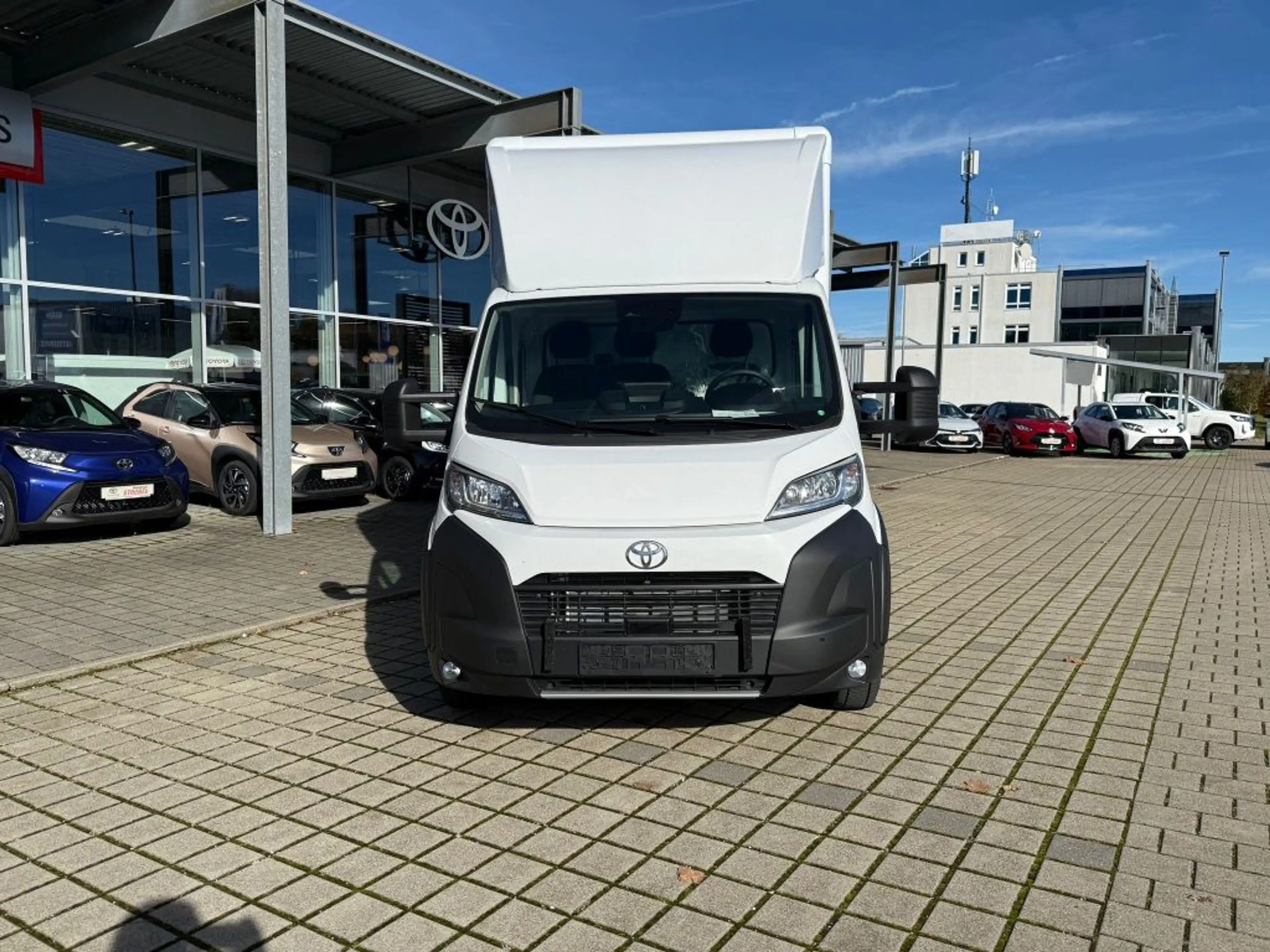 Toyota Proace Max 2.2-l-D 35 L4H1 Heavy Work — photo 2