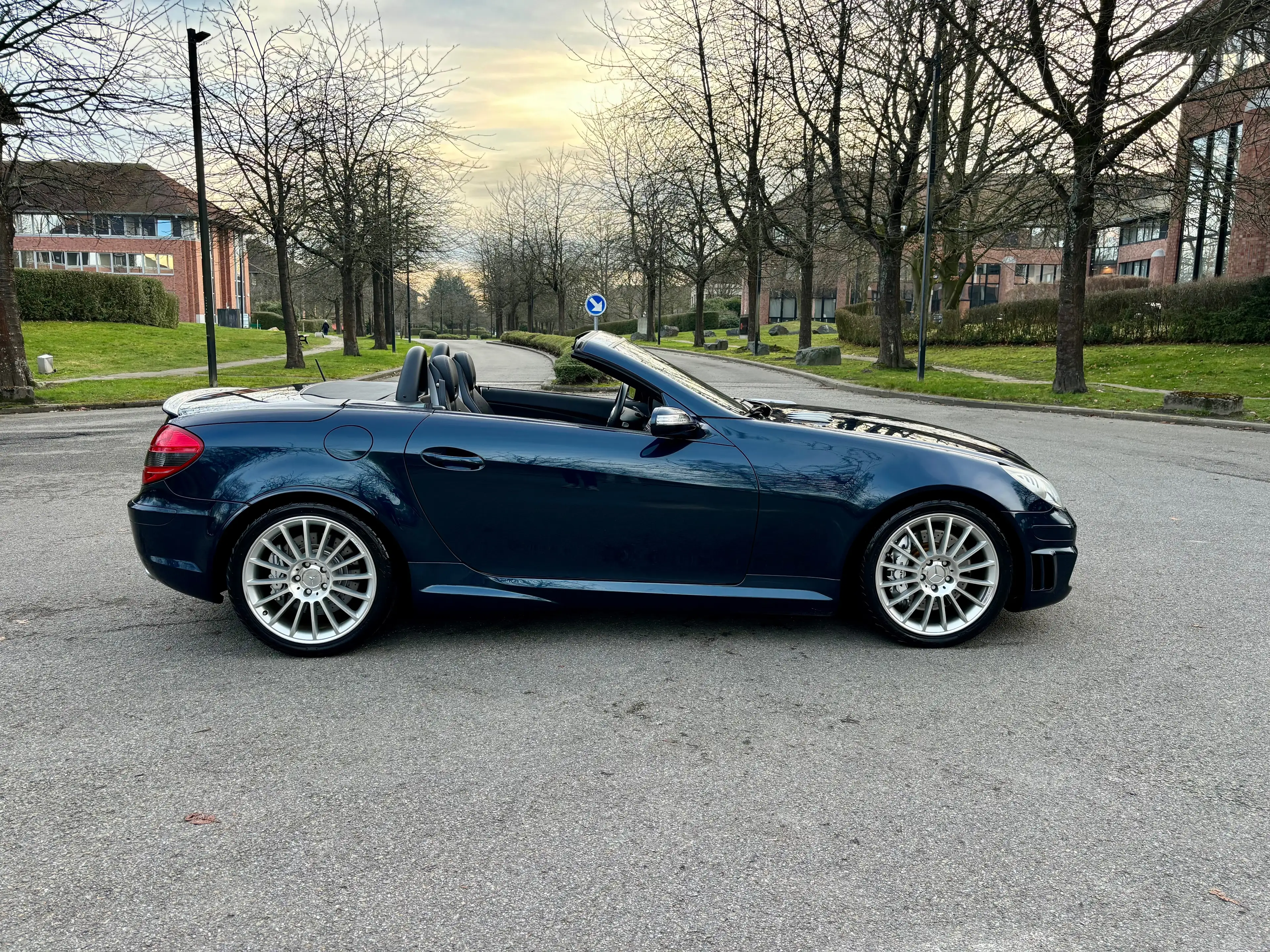 Mercedes-Benz SLK 55 AMG 5,5 V8 FULL HISTORY ** 1 of 9000ex - 1st paint ** — photo 9