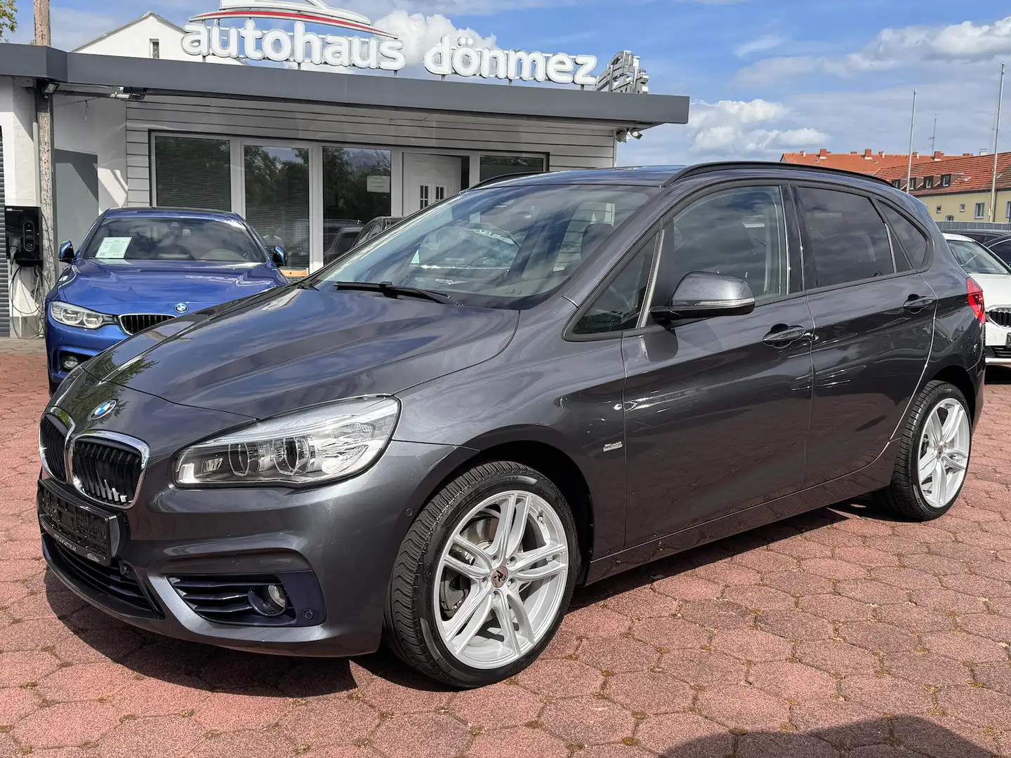 BMW 220 dA Sport Line PANO RFKA LED Gris - 1