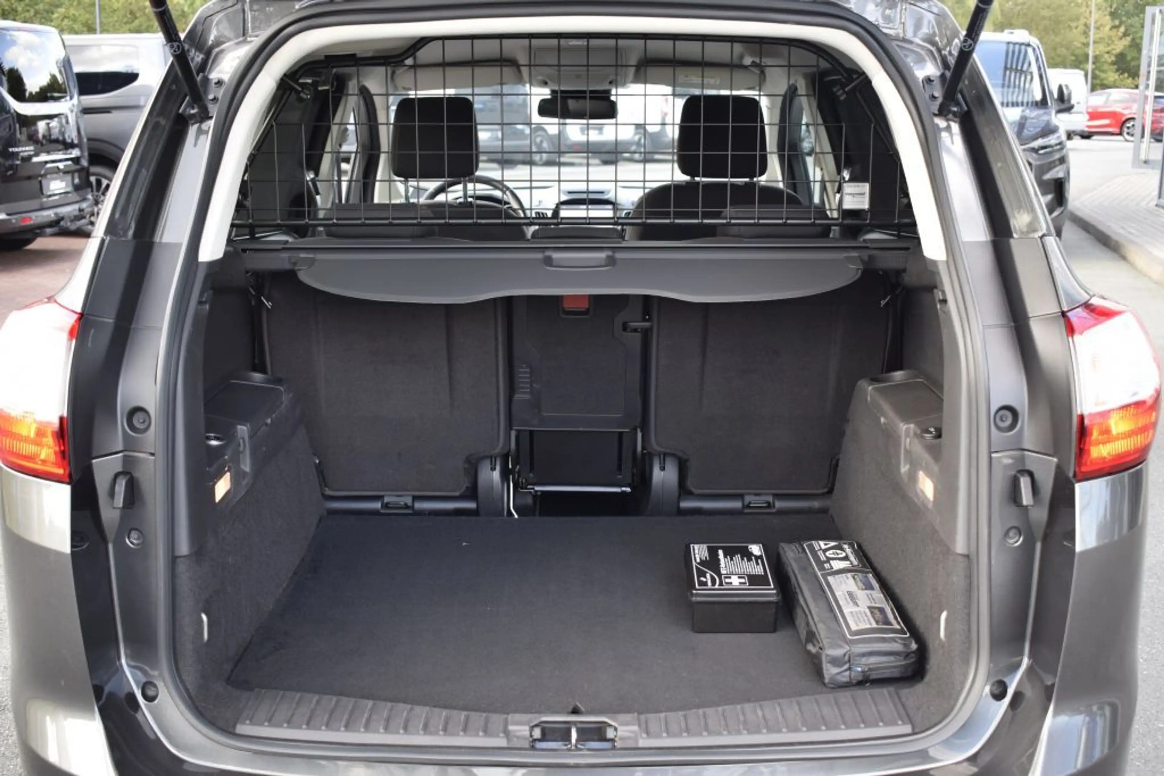 Ford Grand C-Max Titanium 1.5 EcoBoost AHK abn.,Navi, — photo 13