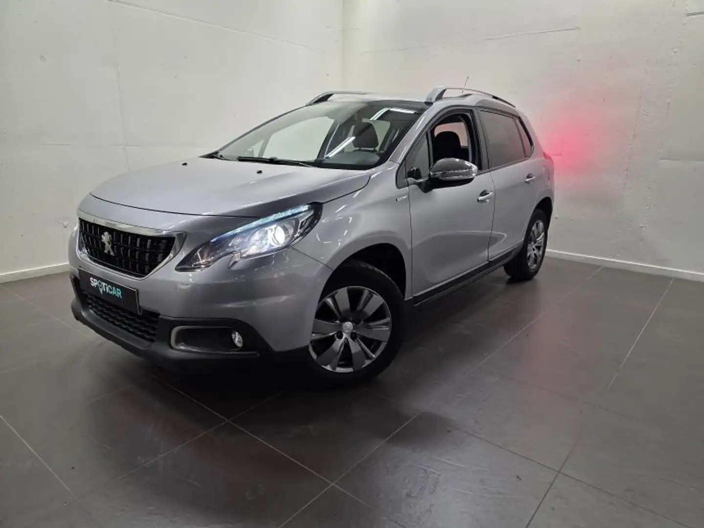 Peugeot 2008 Access Zwart - 1