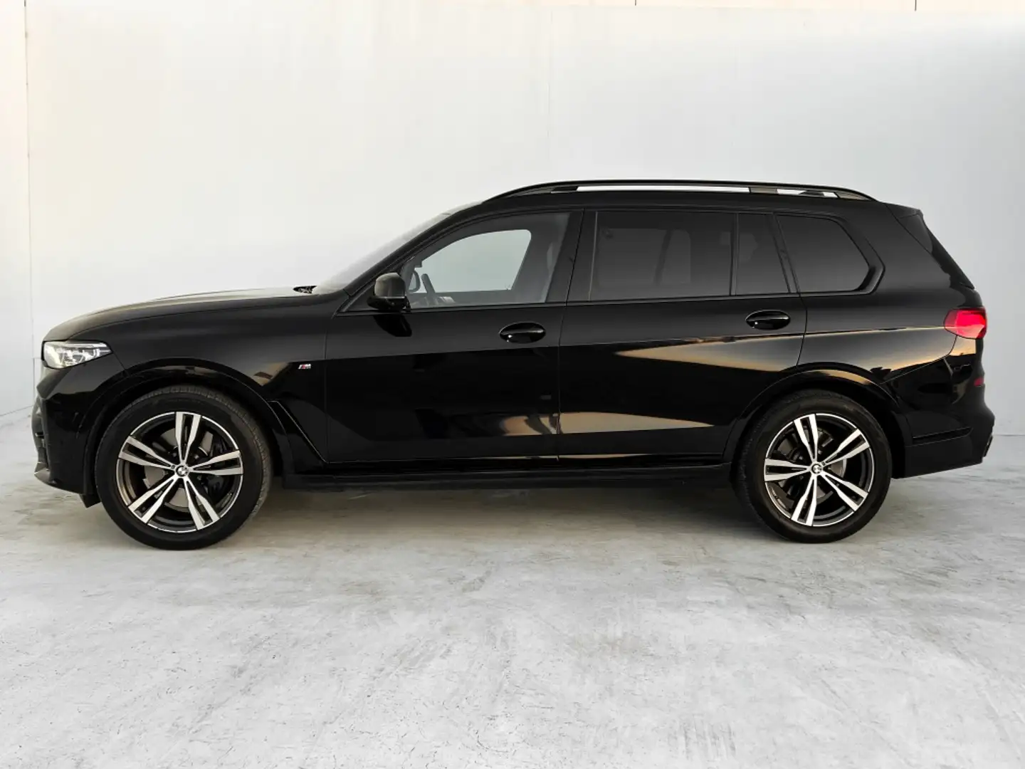 BMW X7 xDrive 30dA Noir - 2