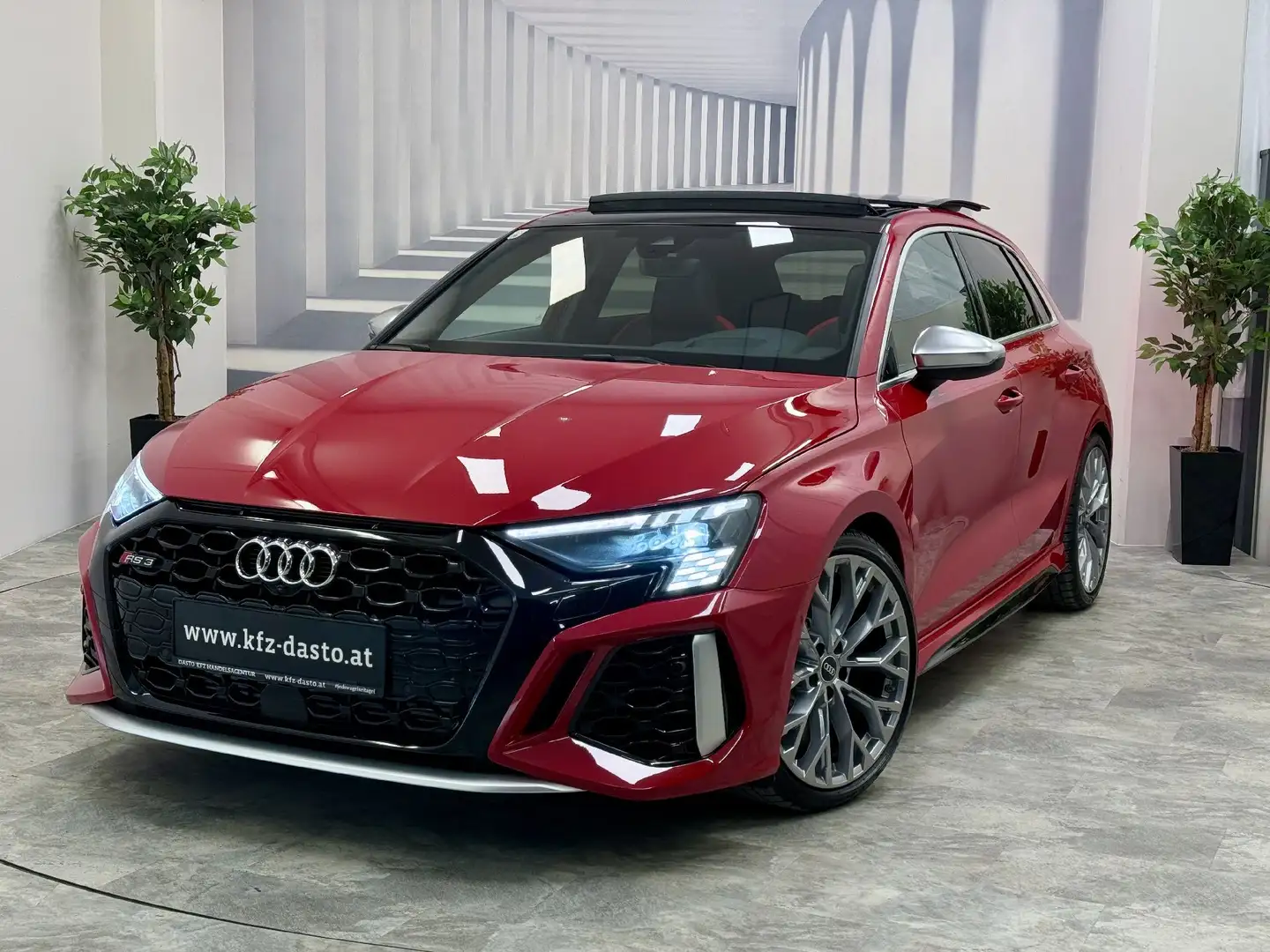 Audi RS3 SB __TANGOROT__B&O__DESIGNPAKET Rot - 1