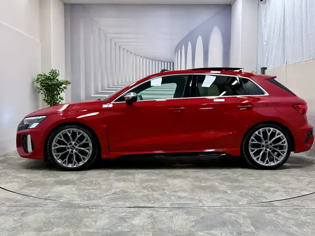 Audi RS3 SB __TANGOROT__B&O__DESIGNPAKET Ansicht 8