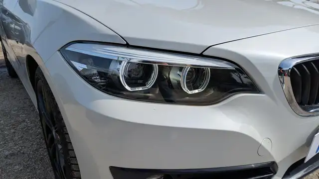 BMW 2 Series view 12