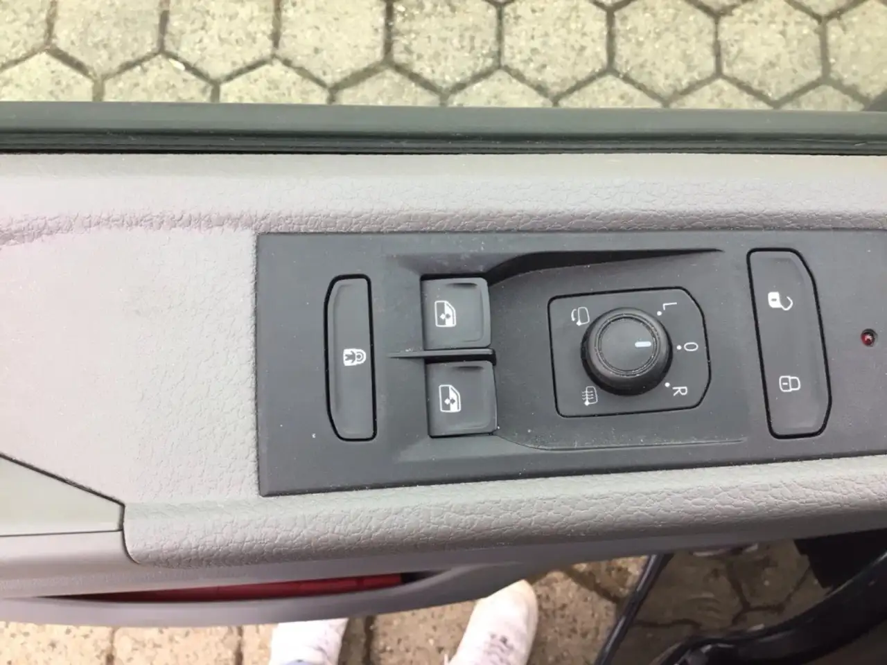 Volkswagen T6.1 Kombi AHK NAV LED KLIMA v+h PDC v+h L+S 14