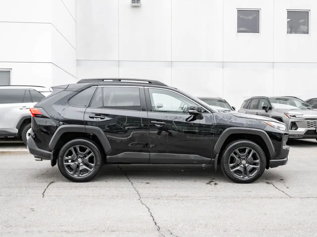 Toyota RAV 4 снимка Toyota RAV 4