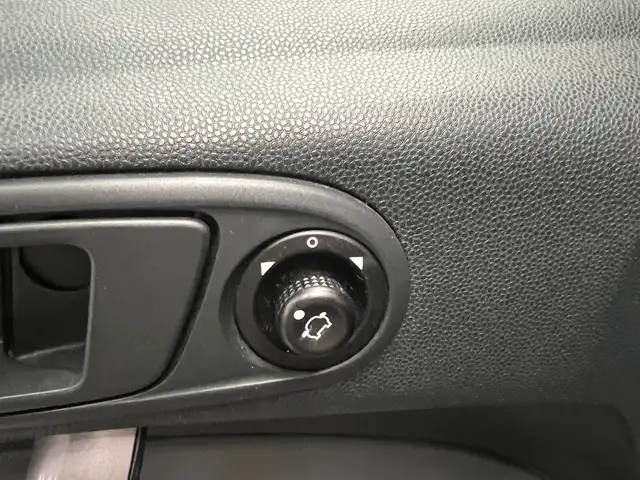 Ford Fiesta view 20