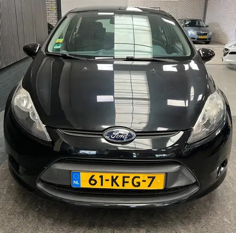 Ford Fiesta view 5