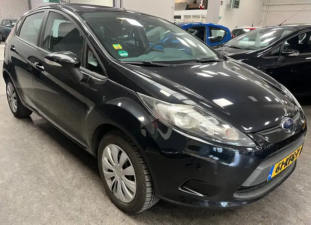 Ford Fiesta view 13