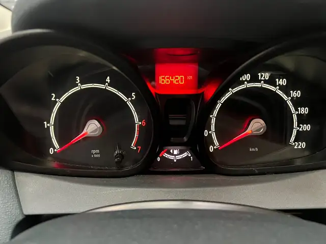 Ford Fiesta view 15