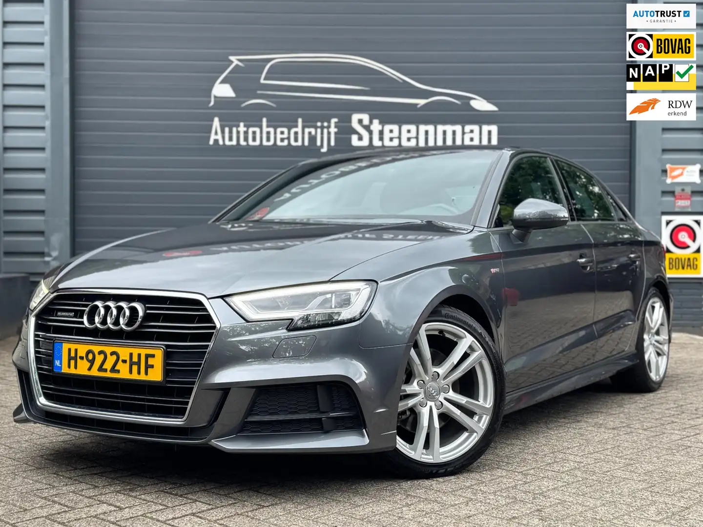 Audi A3 Limousine 40 TFSI quattro Advance Sport | 3x S-Lin Grigio - 1