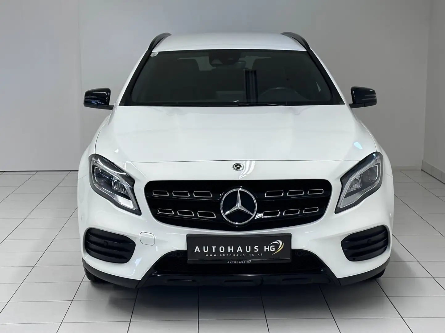 Mercedes-Benz GLA 200 GLA-Klasse GLA 200 CDI AMG Line 4Matic Weiß - 2