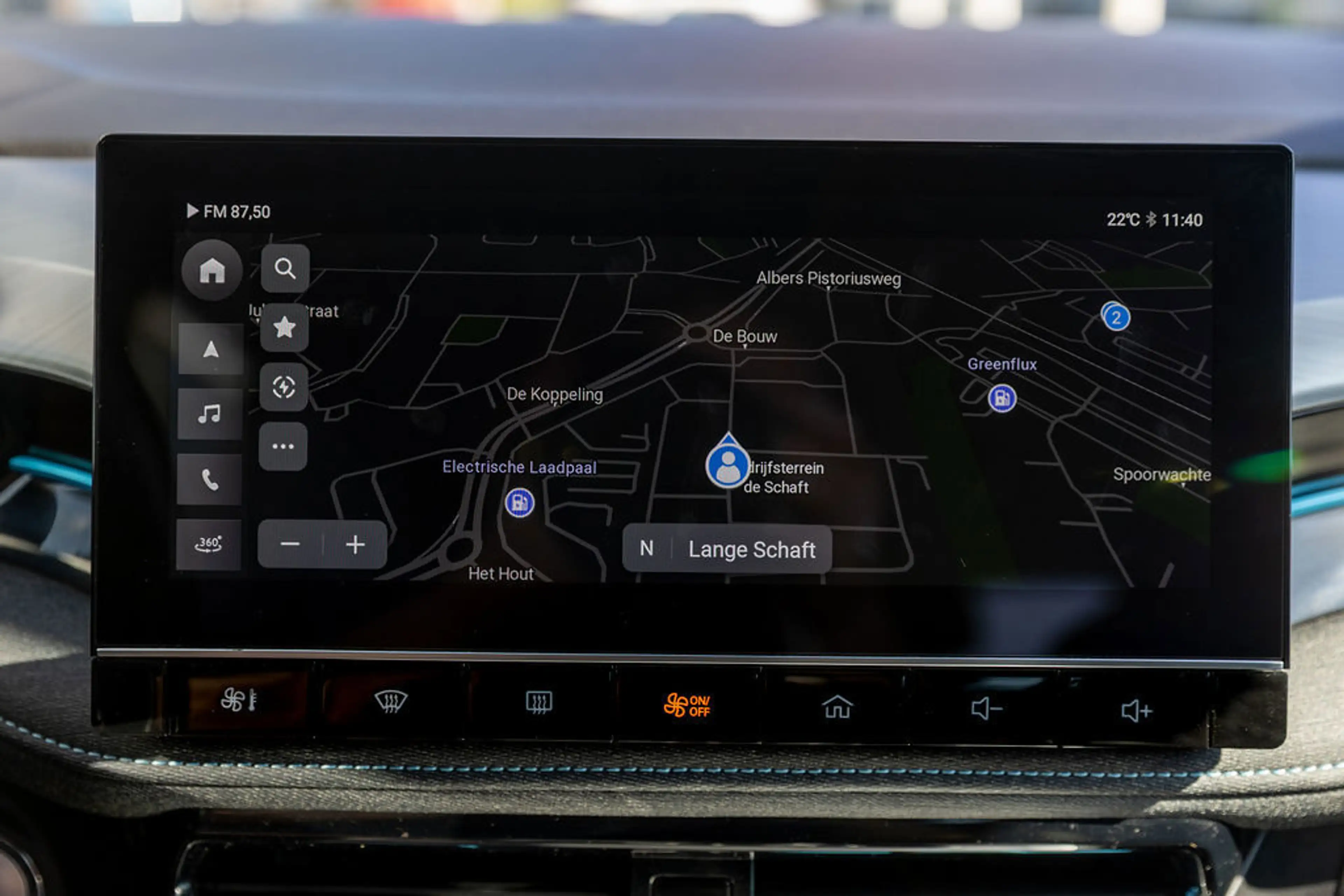 MG MG5 Electric Long Range Luxury 61 kWh Black — photo 9