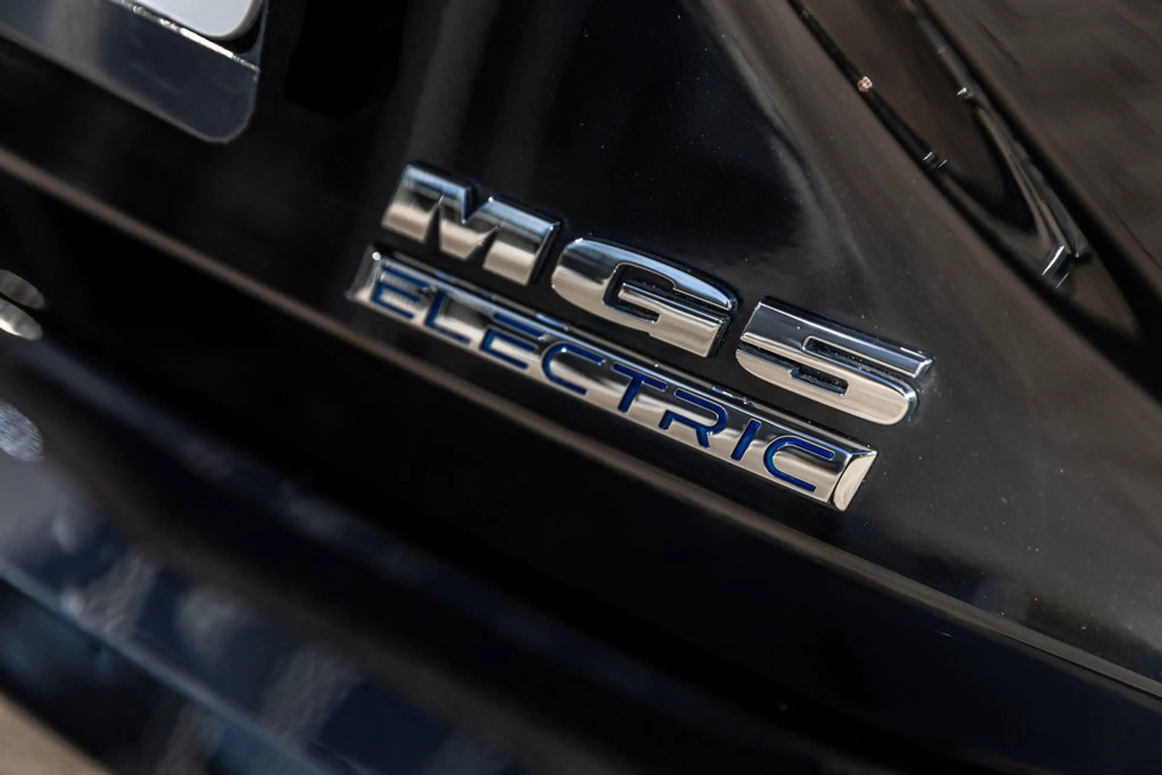 MG MG5 Electric Long Range Luxury 61 kWh Black — photo 42