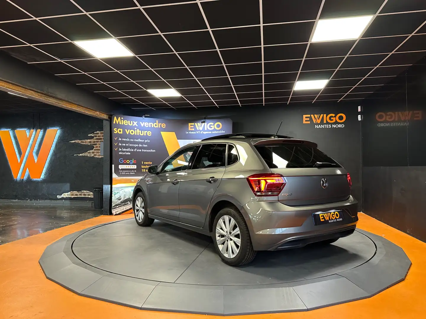 Volkswagen Polo 1.6 TDI 95 COPPER LINE DSG BVA // APPLE CARPLAY // - 2
