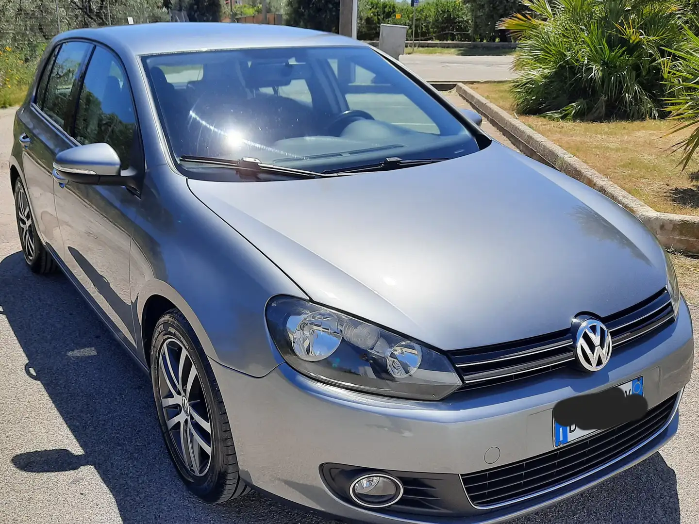 Volkswagen Golf Golf VI 2009 5p 2.0 tdi Highline 140cv Grigio - 1