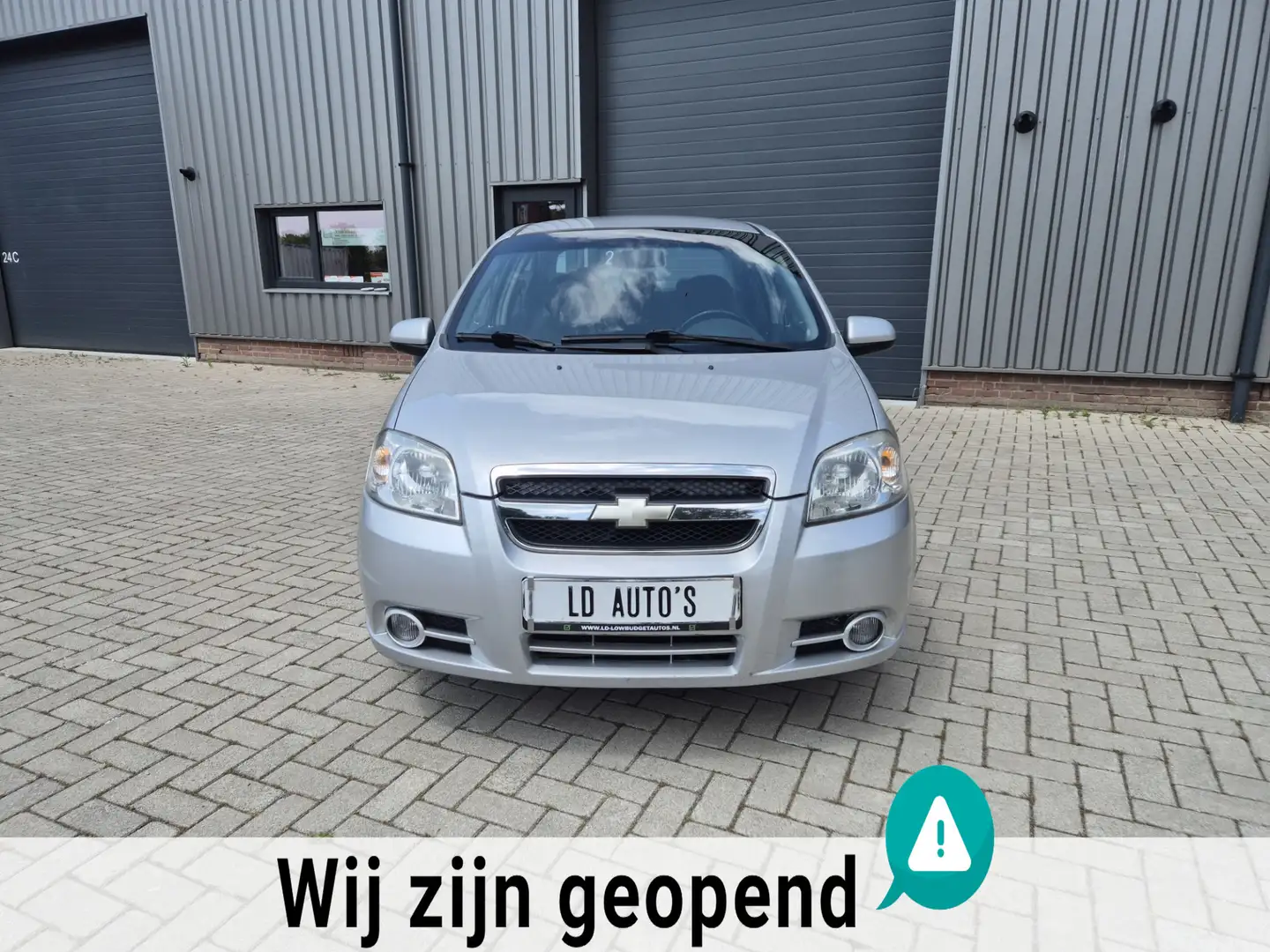 Chevrolet Aveo 1.4-16V Class TOP OCCASION 2e EIGENAAR Grau - 2
