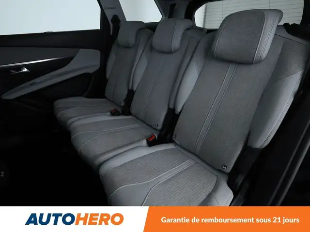 Peugeot 5008 view 14