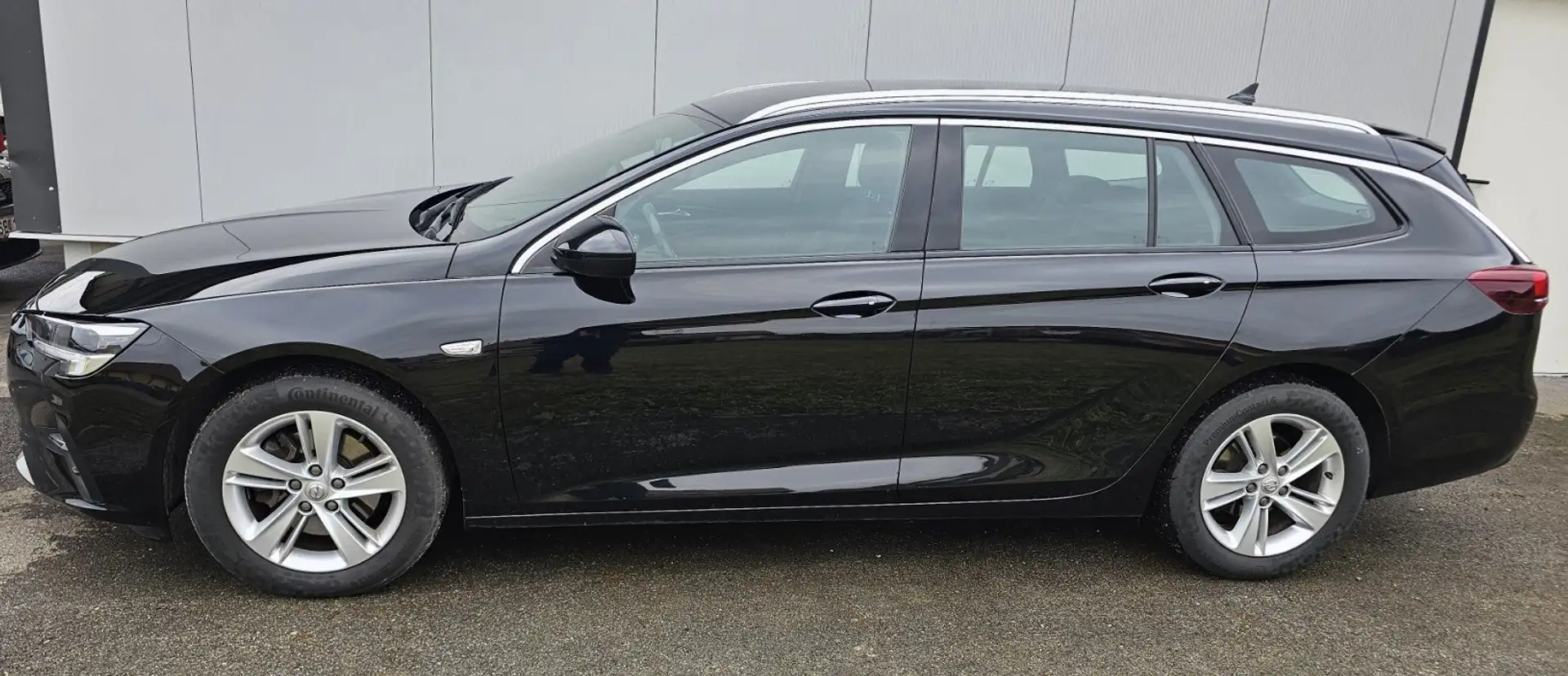 Opel Insignia Elegance Schwarz - 2