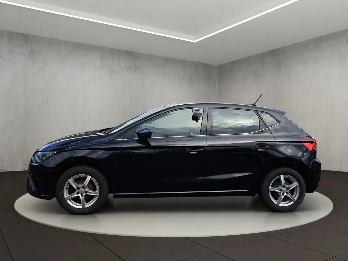 SEAT Ibiza Xcellence 1.0 TSI 70 kW 95 PS 5-Gang Schwarz - 2