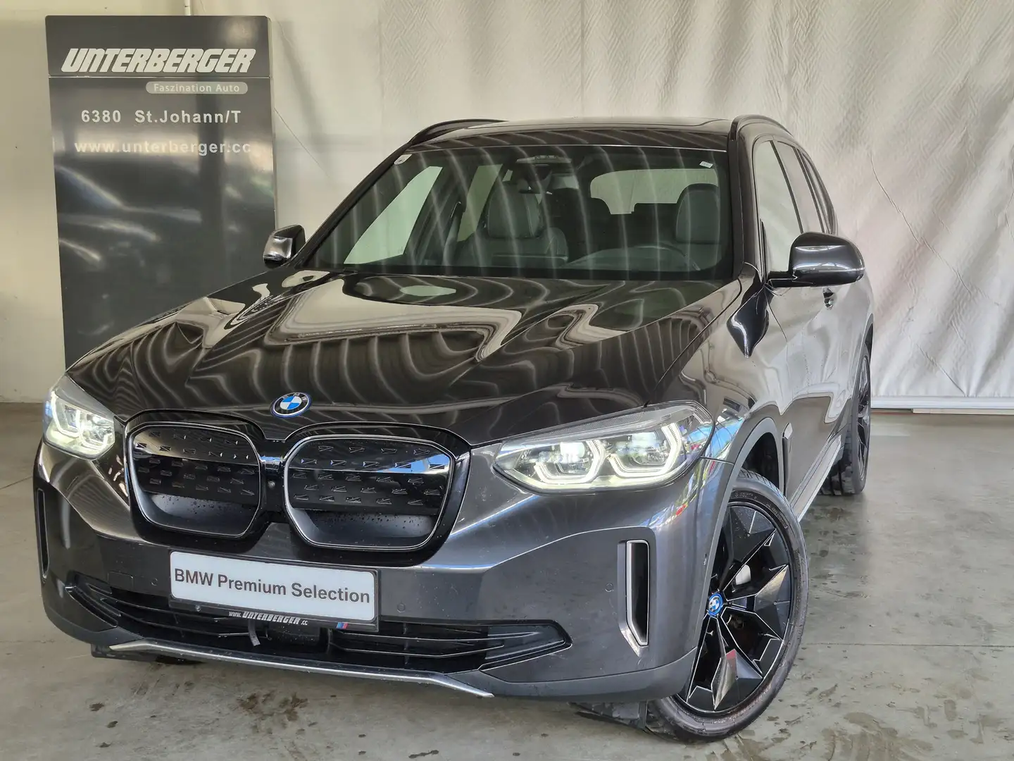 BMW iX3 Impressive / M-Sportpaket / AHK Gris - 1