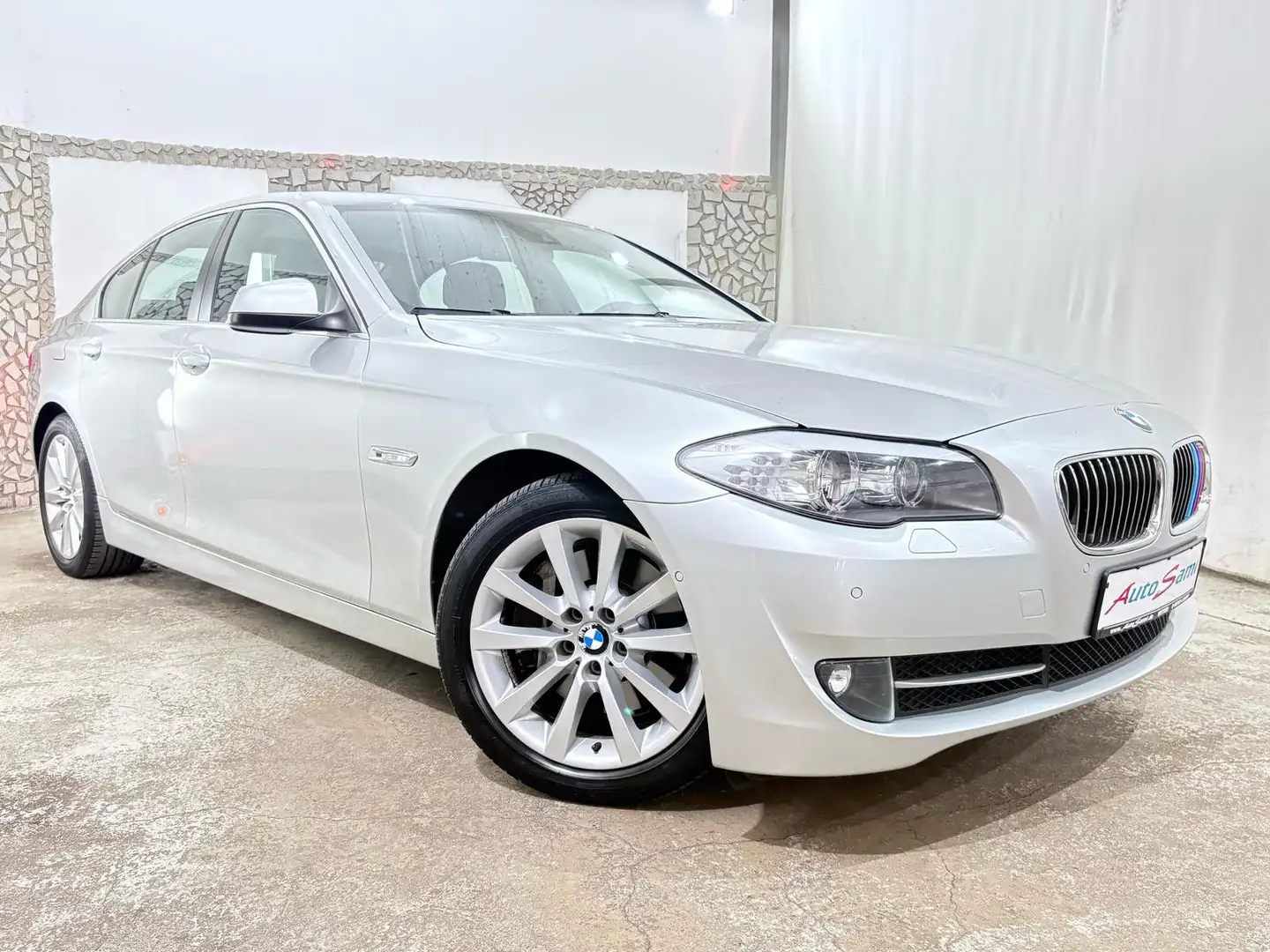 BMW 530 d Effecient Dynamics SOFT.C MEMORY HEAD-UP Argintiu - 1
