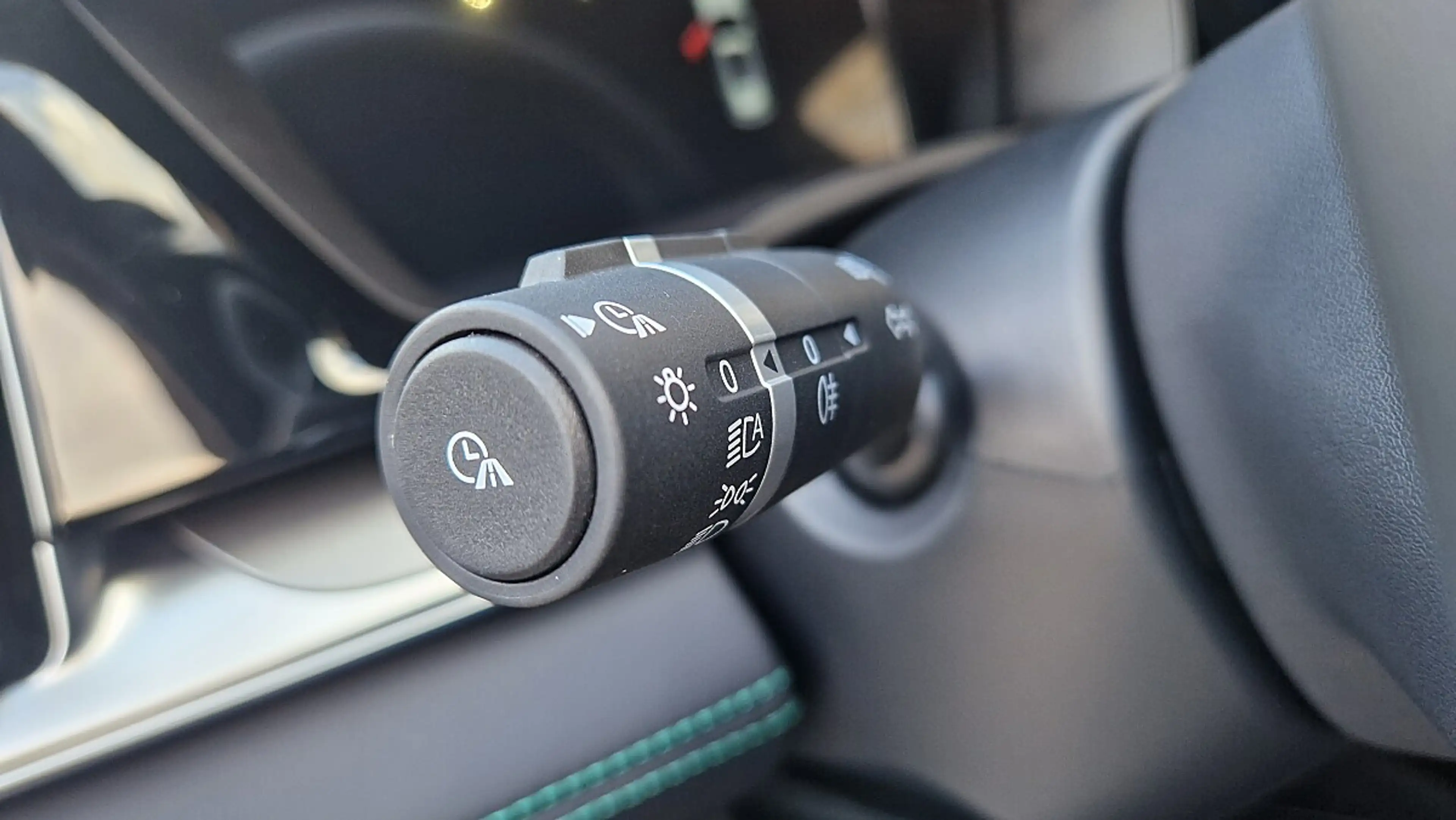 BYD Seal U DM-i PHEV 18,3kWh AWD Design Österreich Paket — photo 13