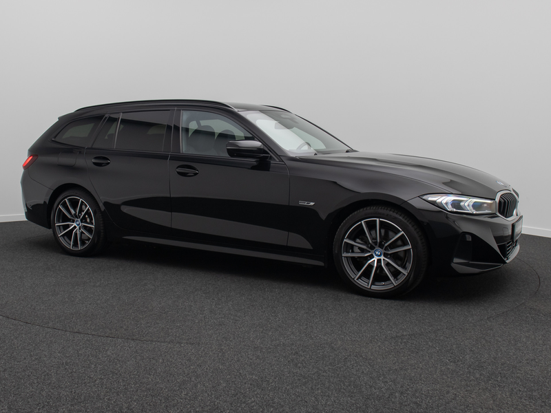 BMW 330 360°HUD DAB HiFi Lnkrhzg ACC Komfort Sport — photo 4