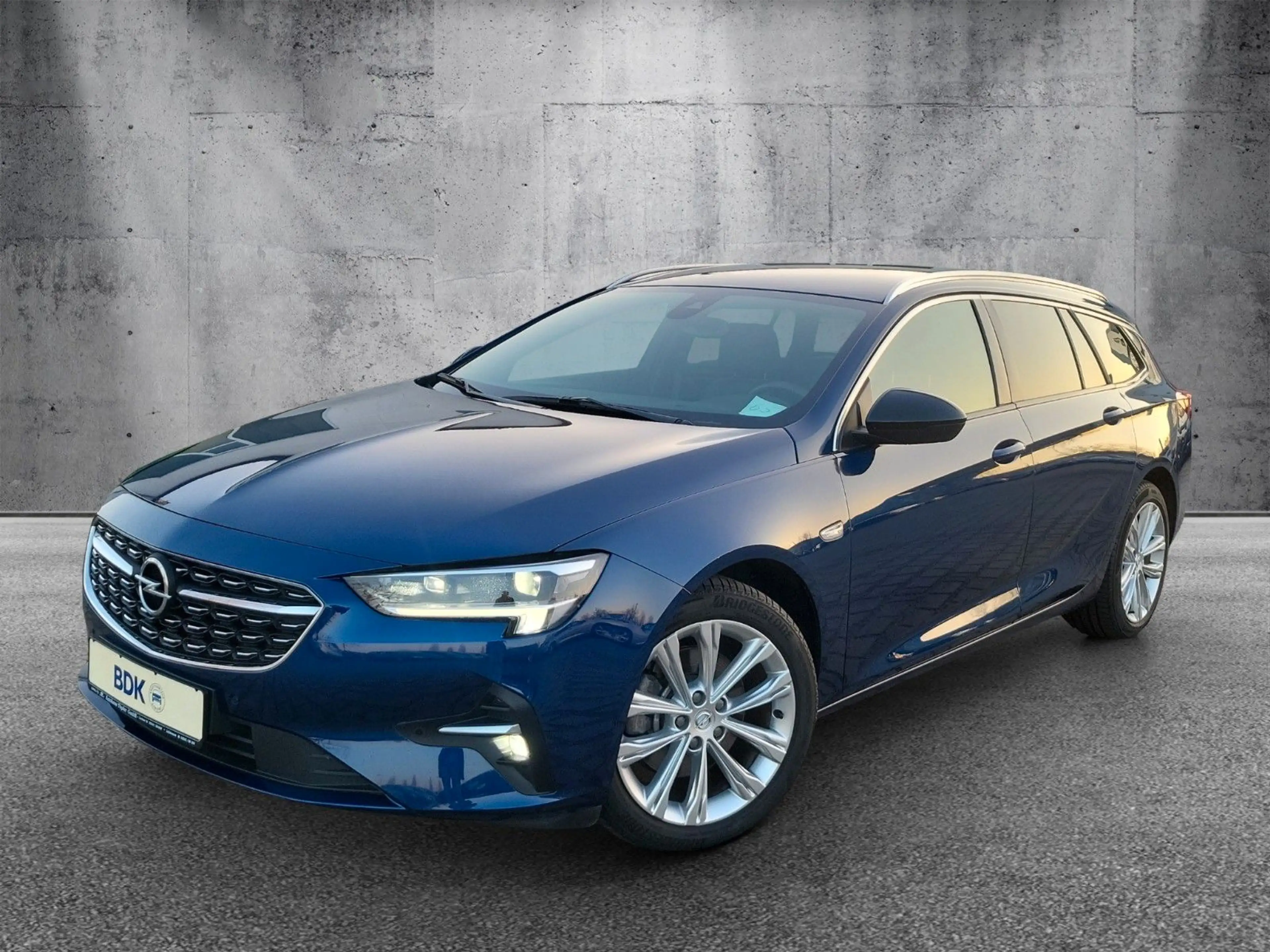 Opel Insignia B ST Premium"Elegance" aus 1-Hand/Leder — photo 5