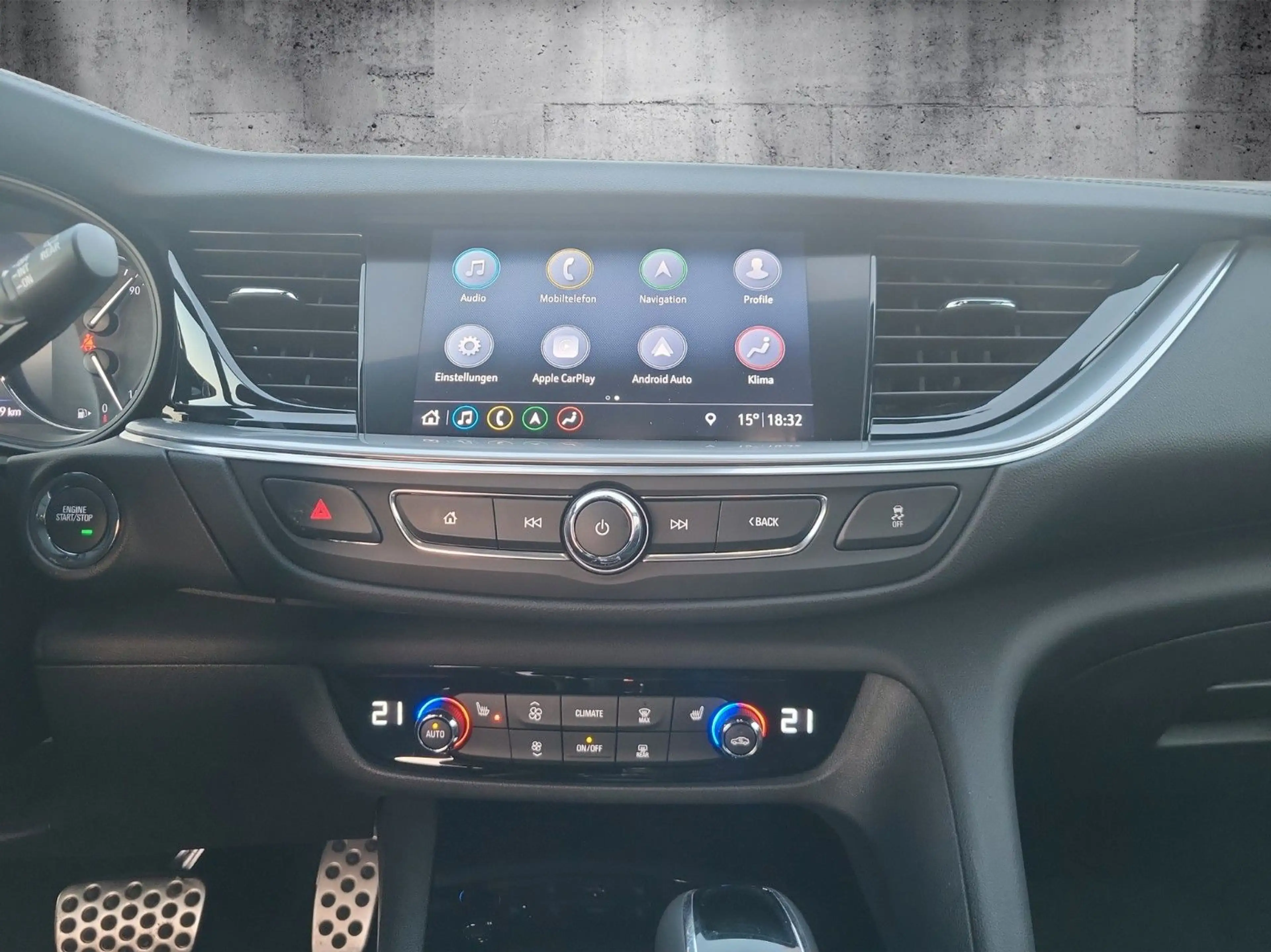 Opel Insignia B ST Premium"Elegance" aus 1-Hand/Leder — photo 14