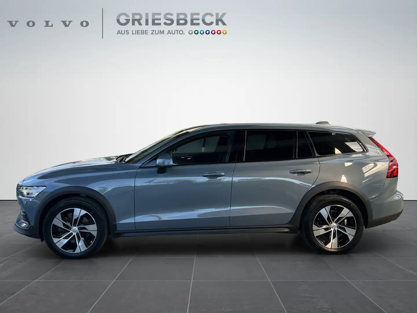 Volvo V60 Cross Country Plus AHK ACC Grau - 2
