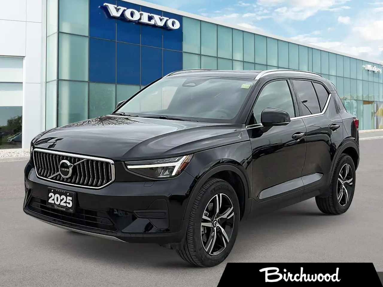 2025 Volvo XC40