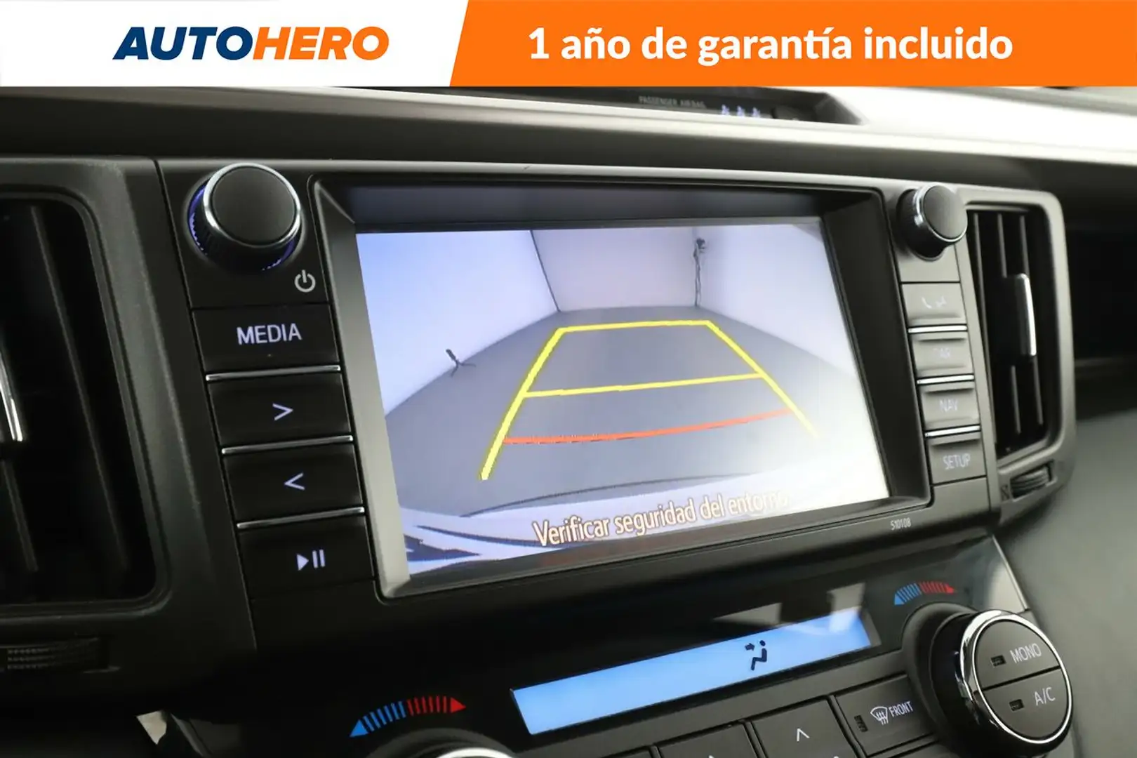 Toyota RAV 4 Rav4 2.5 Hybrid Advance Blanco - 2